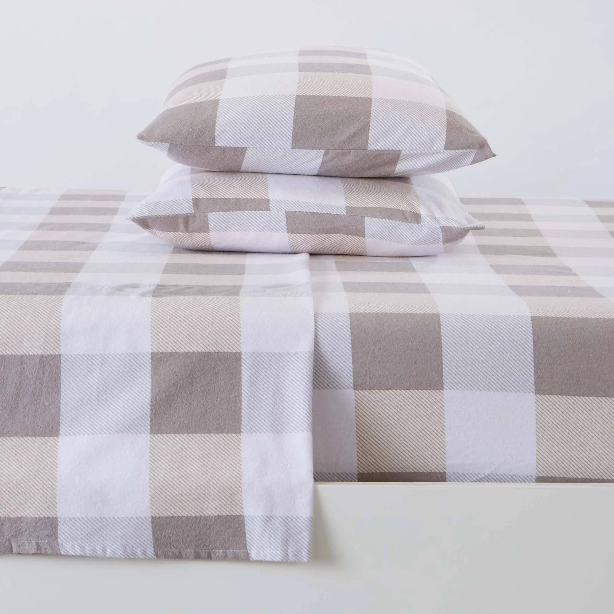 Great Bay Home 100% Cotton Flannel Buffalo Check Sheet Set King Taupe / Grey
