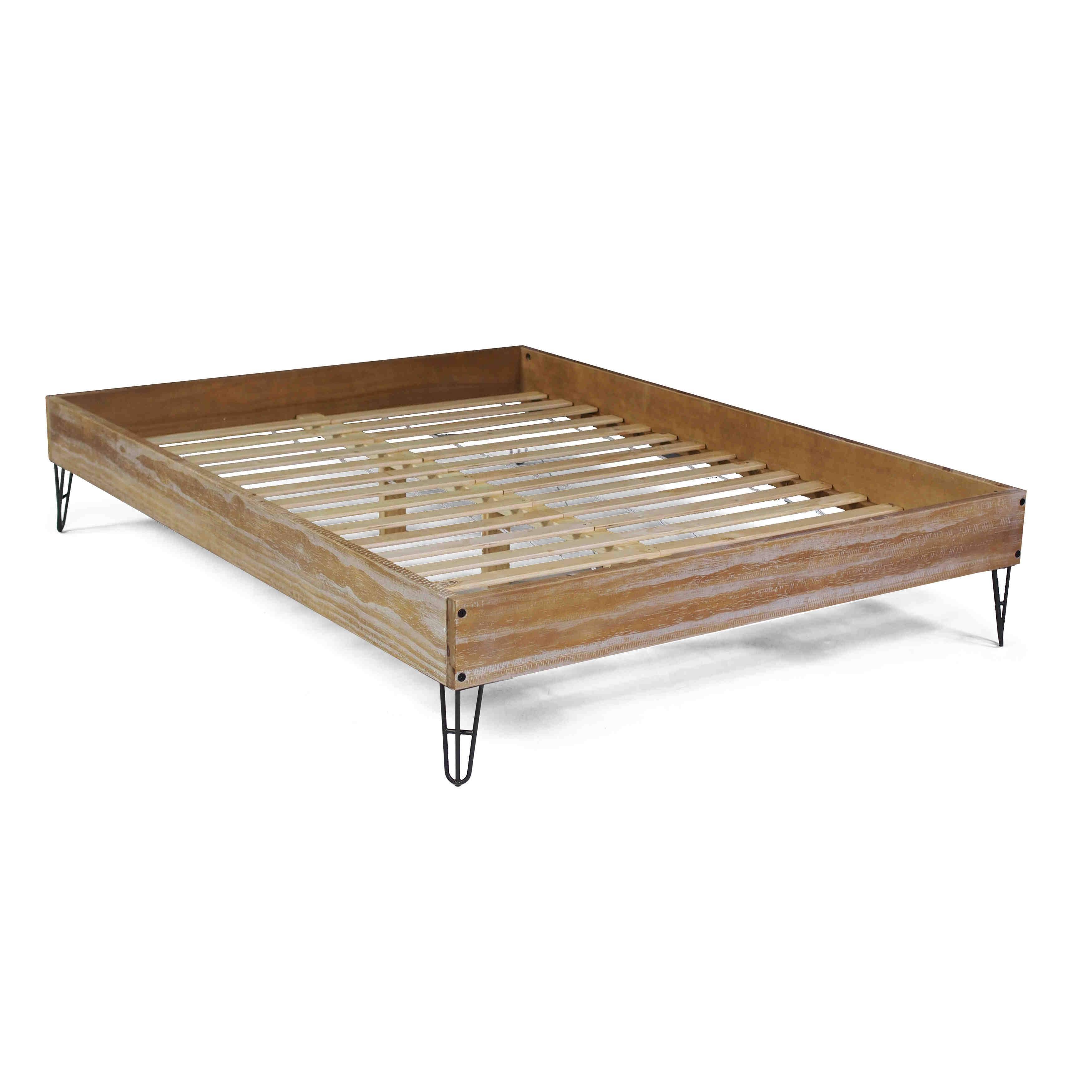 Montauk Queen Platform Bed Grain Wood Furniture Color: Rustic Walnut