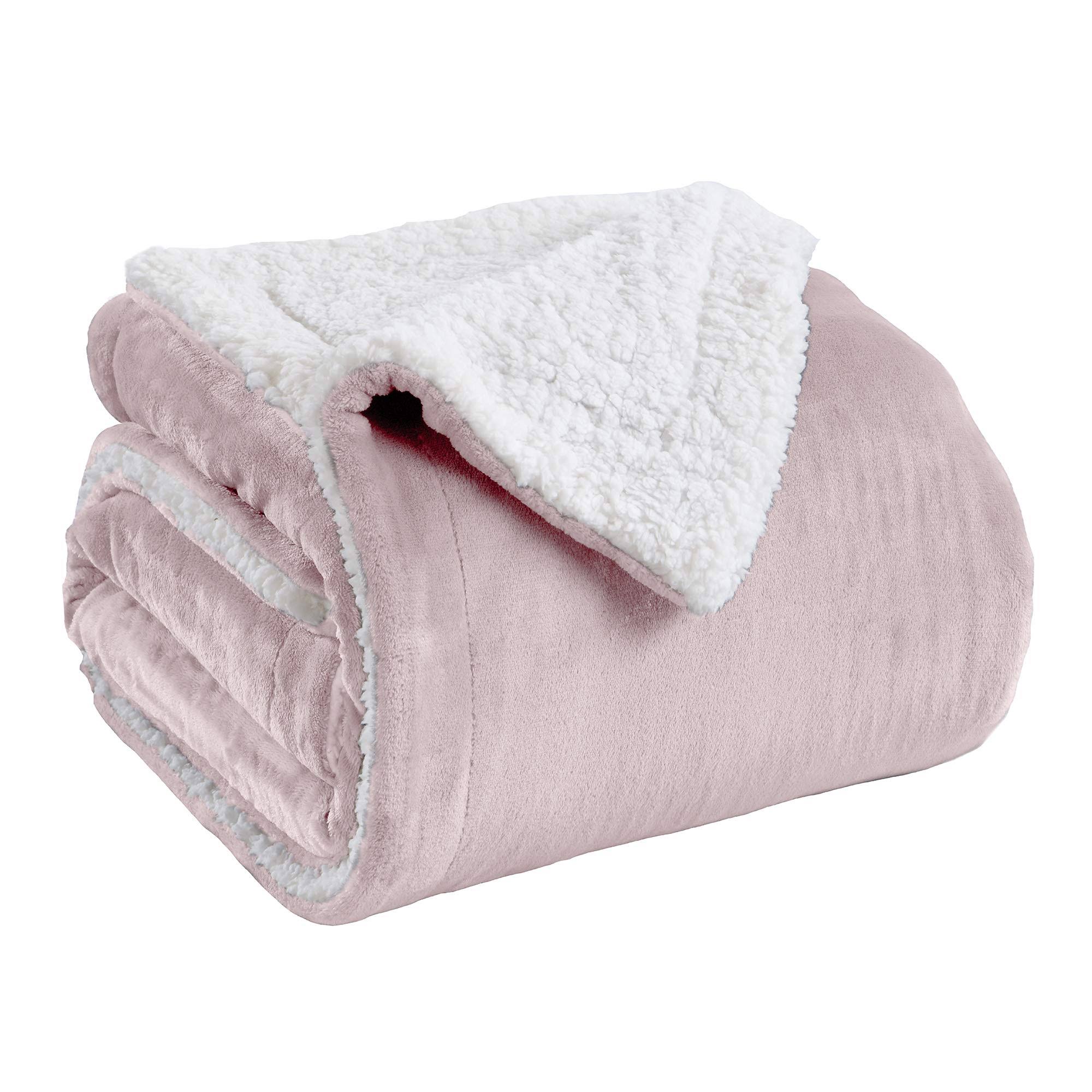 Great Bay Home Reversible Velvet Plush Sherpa Bed Blanket (pale Pink - Full / Queen)