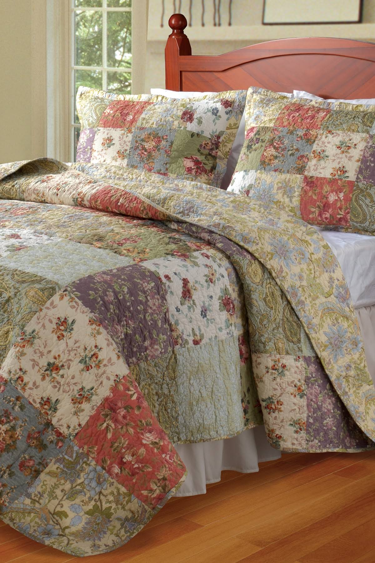 Greenland Home Blooming Prairie Twin Quilt Set