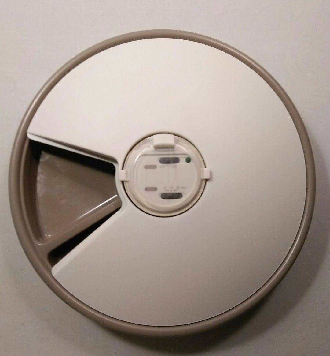 Six Day Automatic Pet Dish