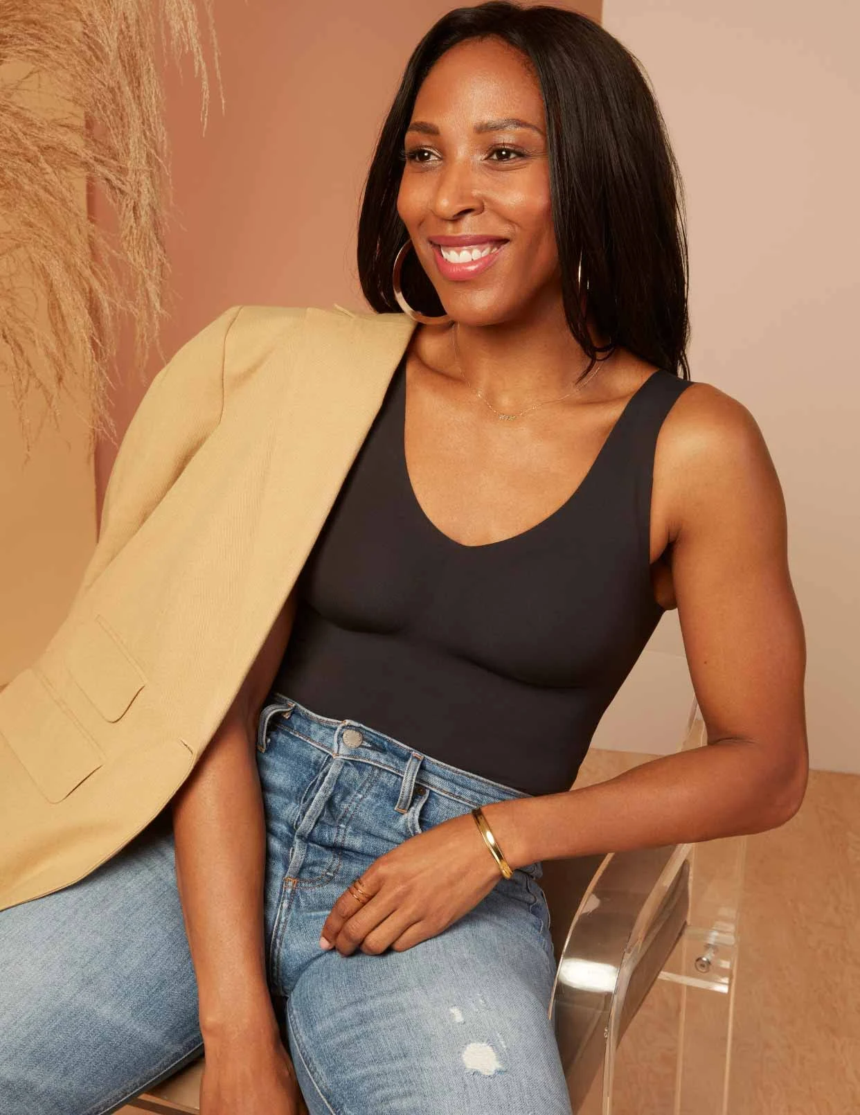 Buy The LuxeLift Tank u0026 Shelf Bra Online: Built in Support – Knix Black / L+