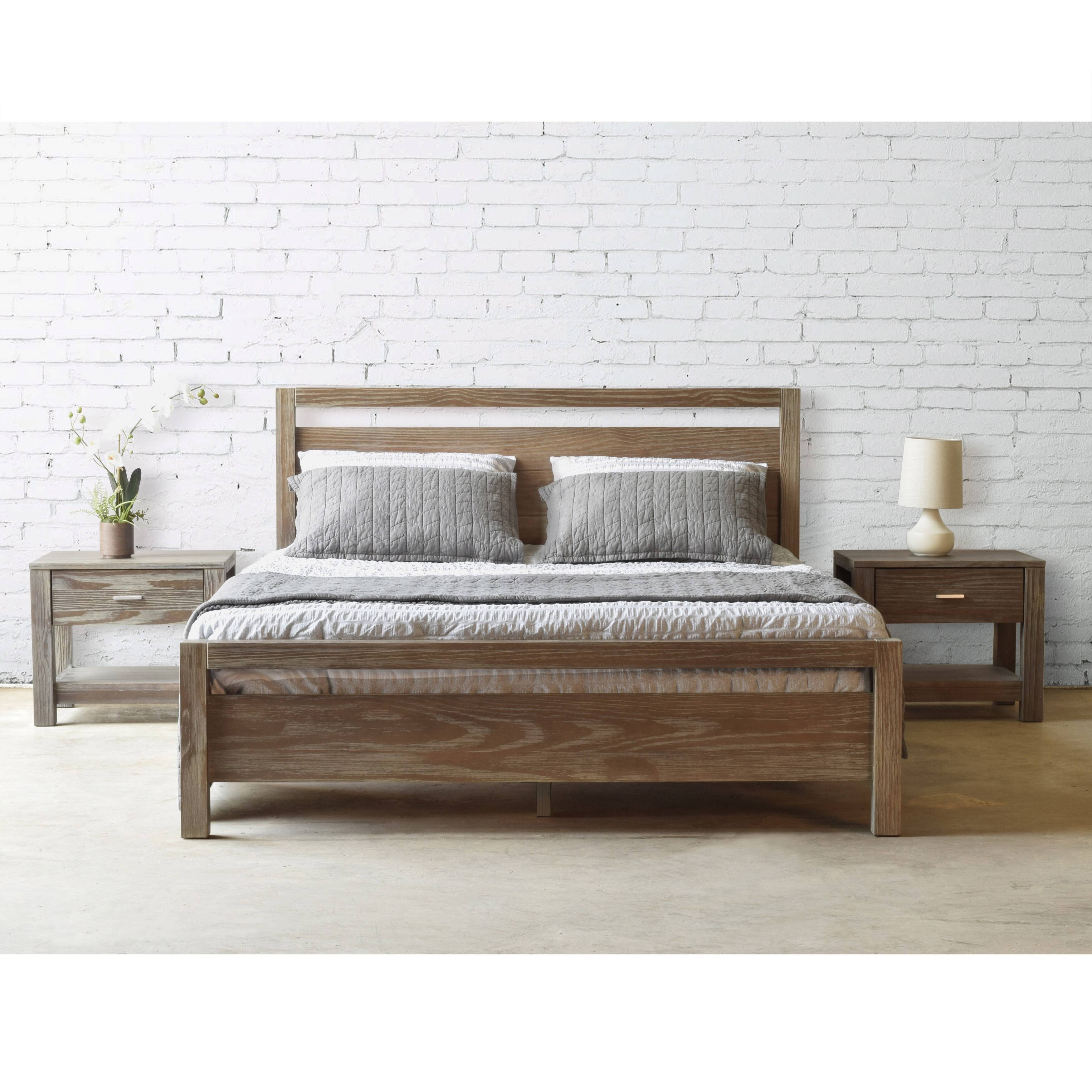 Grain Wood Furniture Loft Queen Platform Bed Color: Weathered Pine