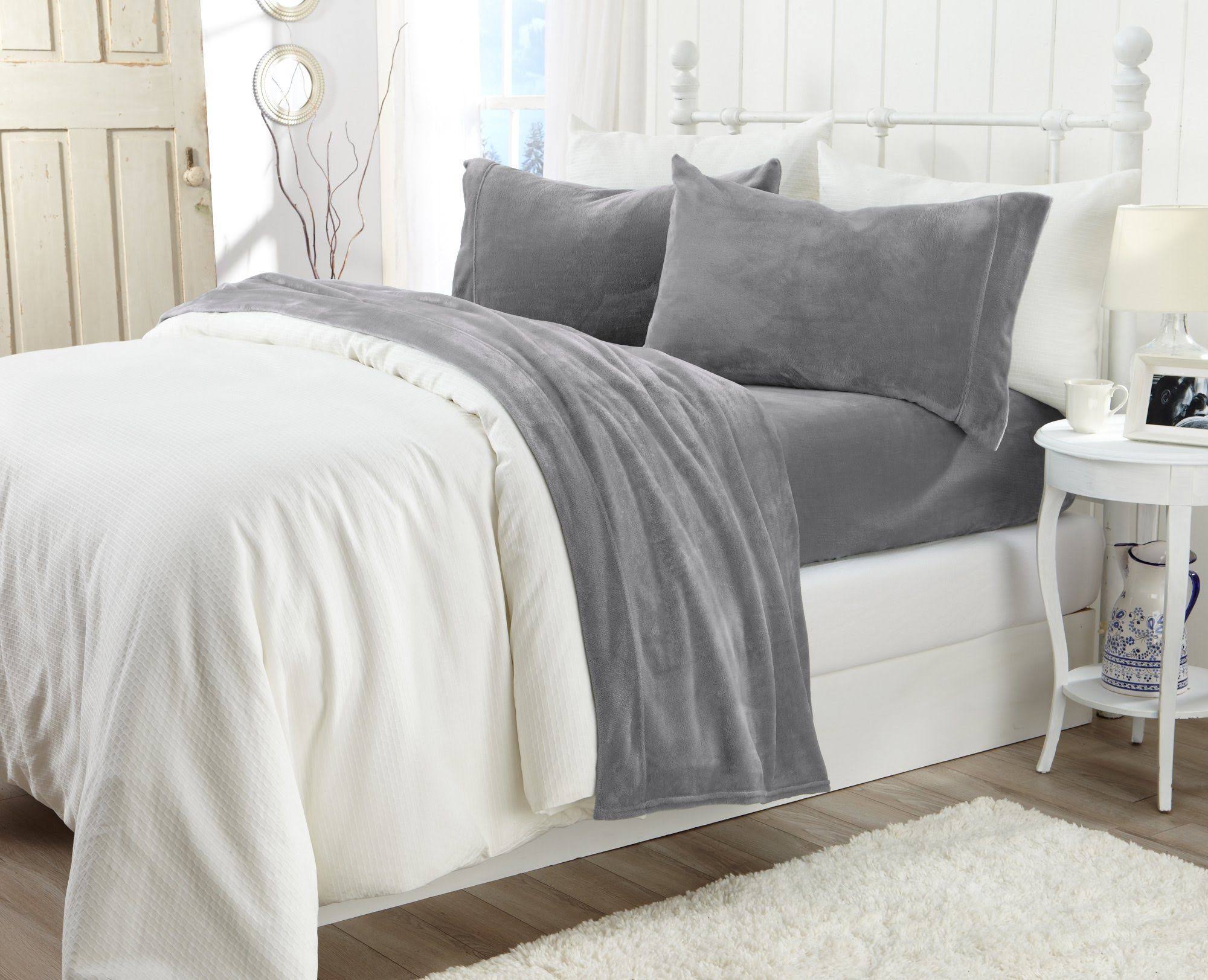 Great Bay Home Velvet Queen Sheet Set in Grey