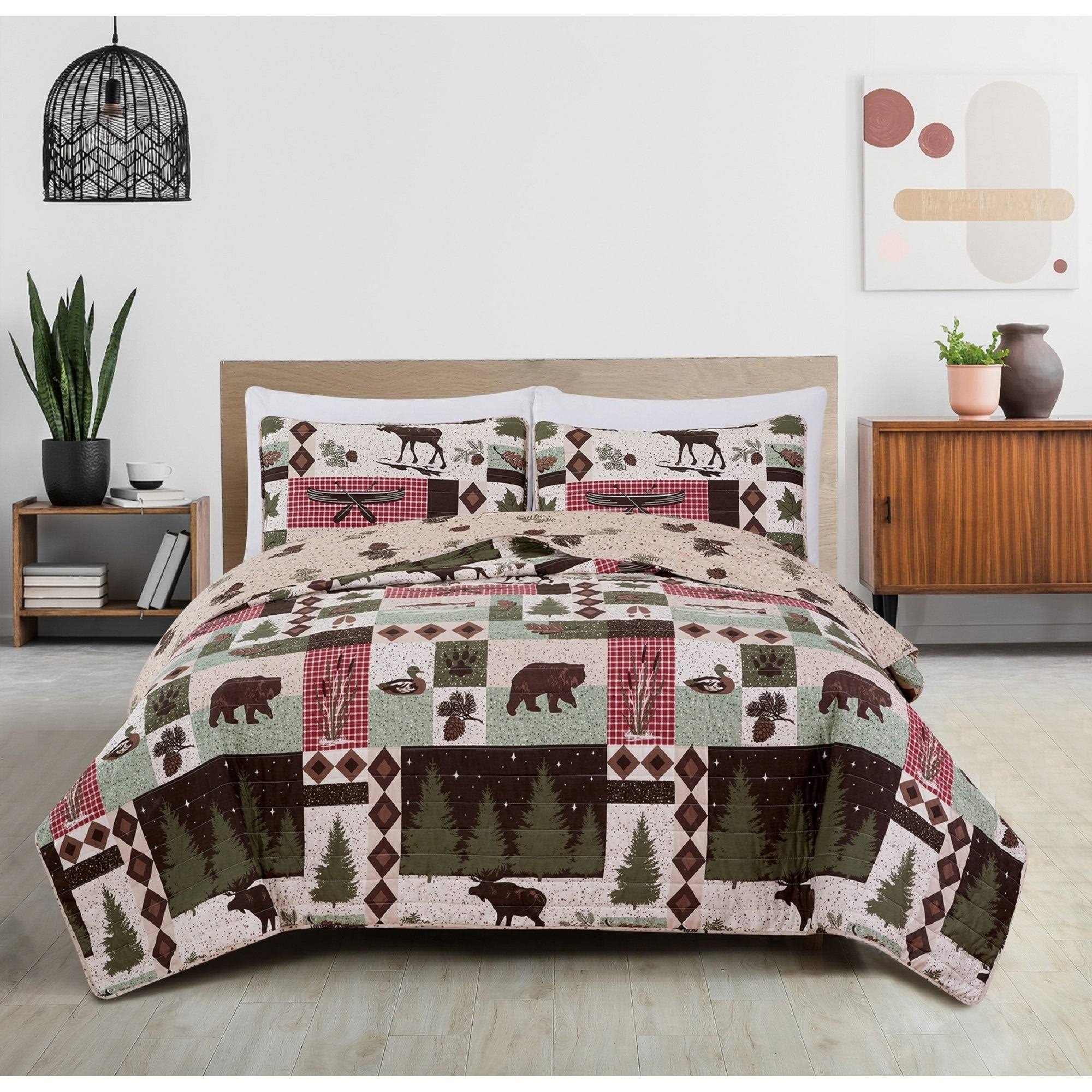 Great Bay Home Wilder Rustic Lodge Cabin Reversible Quilt Set - King