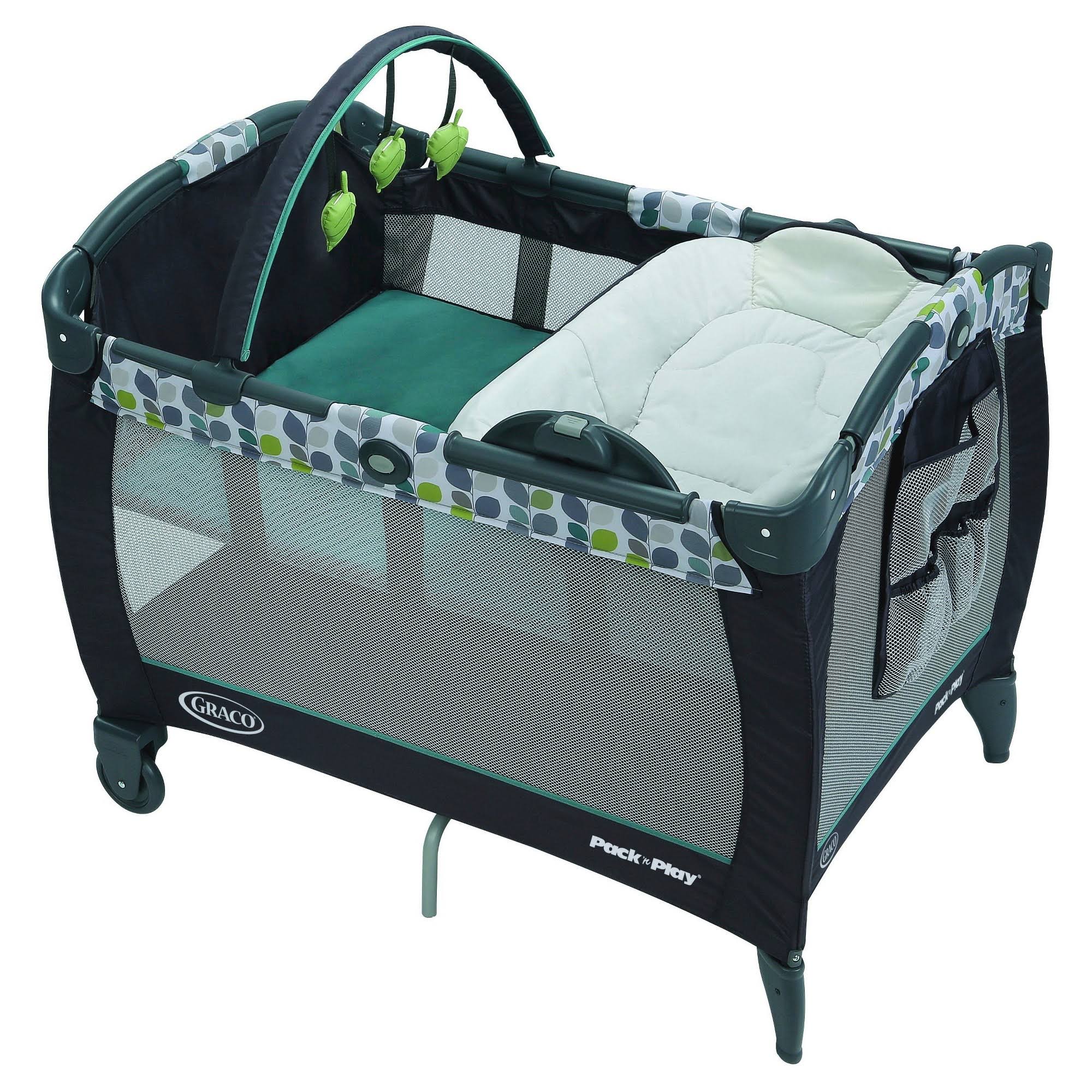 Graco Pack &n Play Playard with Reversible Napper and Changer -