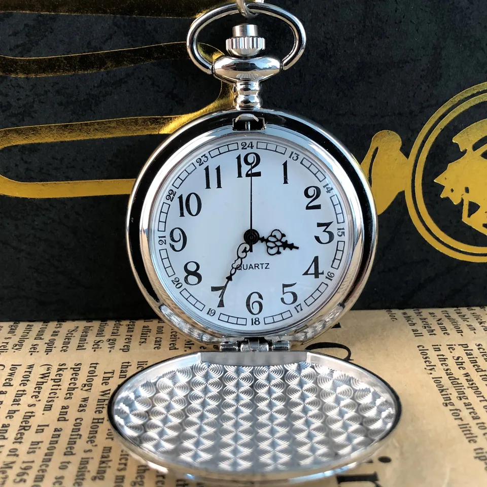 Silver Carved Quartz Pocket Watch Arabic Numerals Popular Decoration