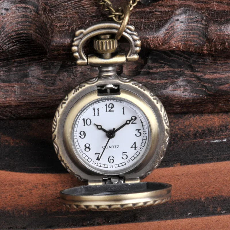 Creative Hollow Flower Shaped Quartz Pocket Watch With Sweater Necklace