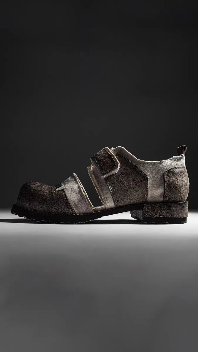 Retro hippie sandals for men