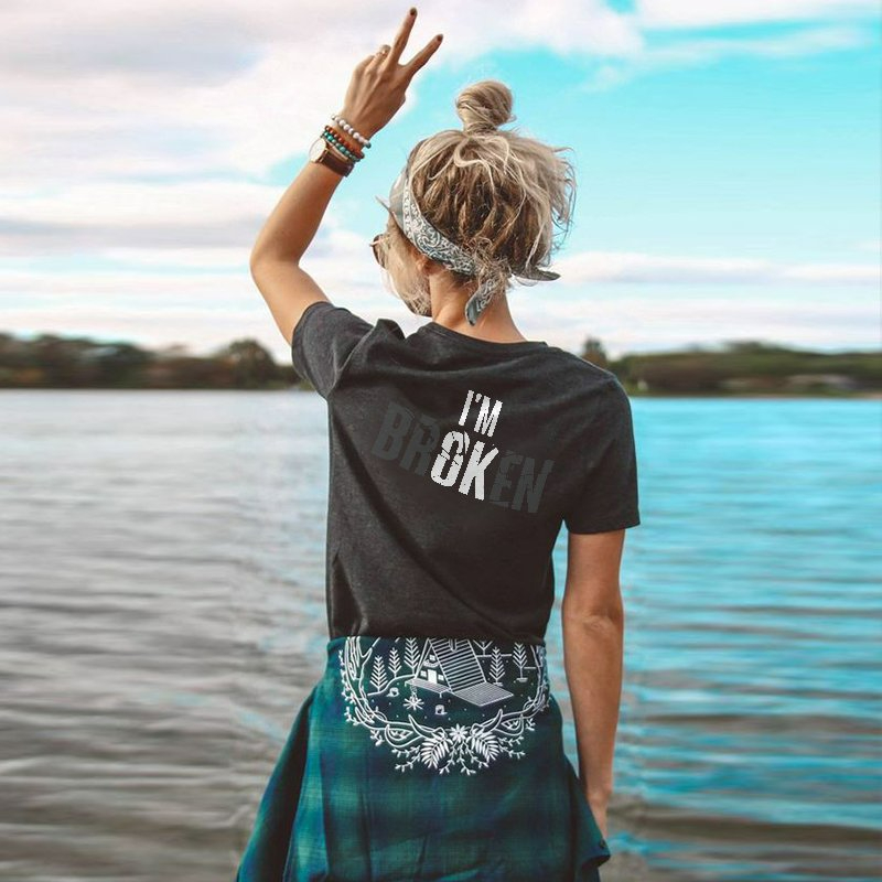I'm Broken Slogan Women's T-Shirt