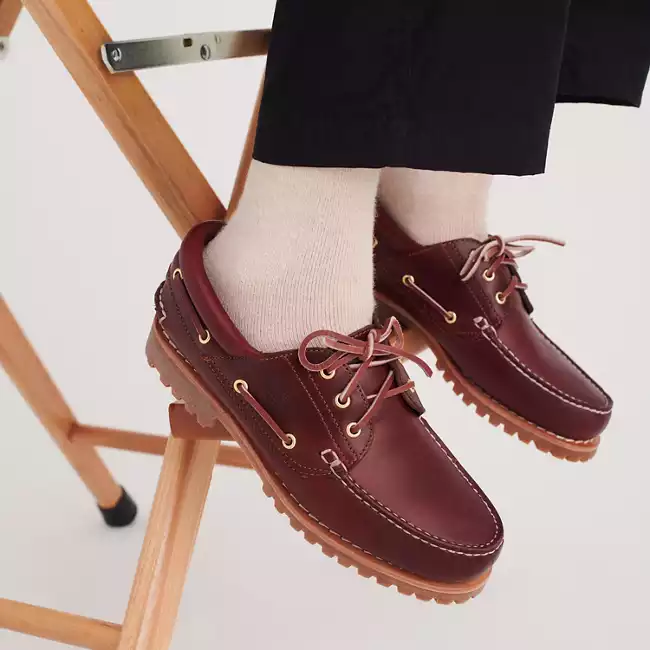 Men's 3-Eye Lug Handsewn Boat Shoe