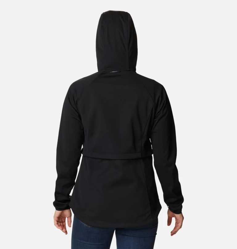 Women's Canyon Meadows™ Softshell Jacket Black