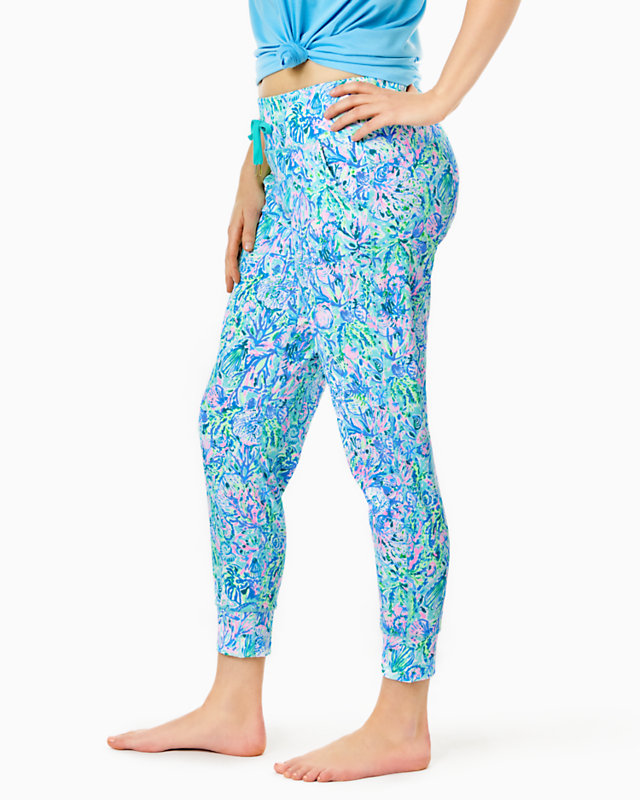 UPF 50+ Luxletic 28" Island Jogger