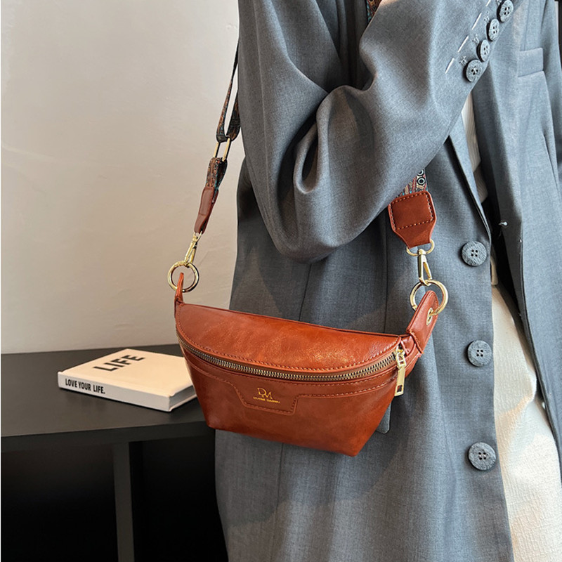 👜Retro Leather Wide Strap Waist Bag