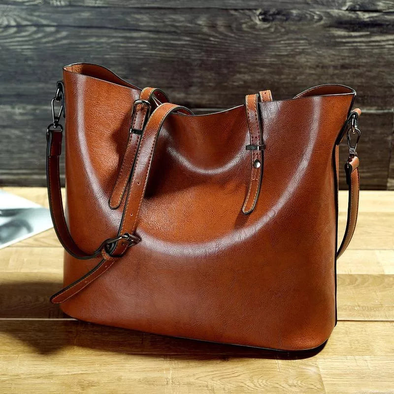 Freya | Vintage leather shoulder handbag