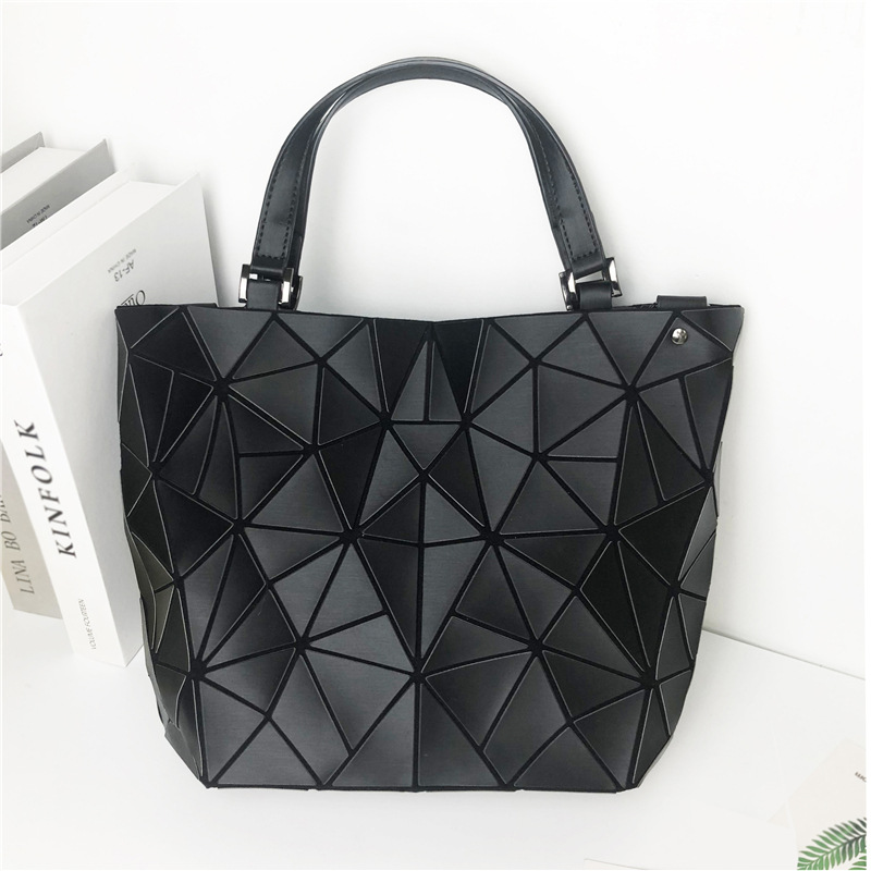 🔥Hot SALE-65% OFF 🔥 Laser Diamond Lattice Patchwork Bag