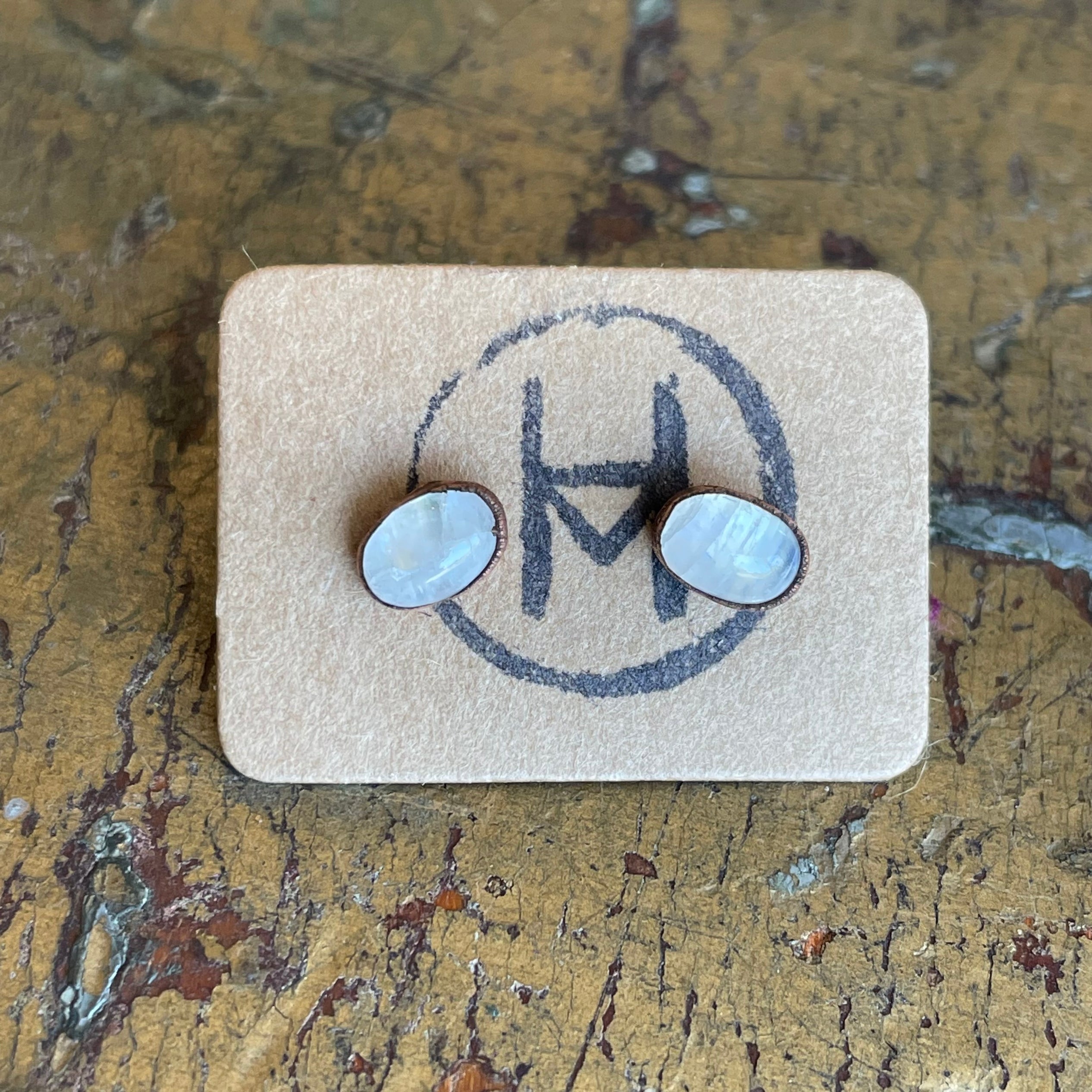 hawkhouse raw crystal stud earrings