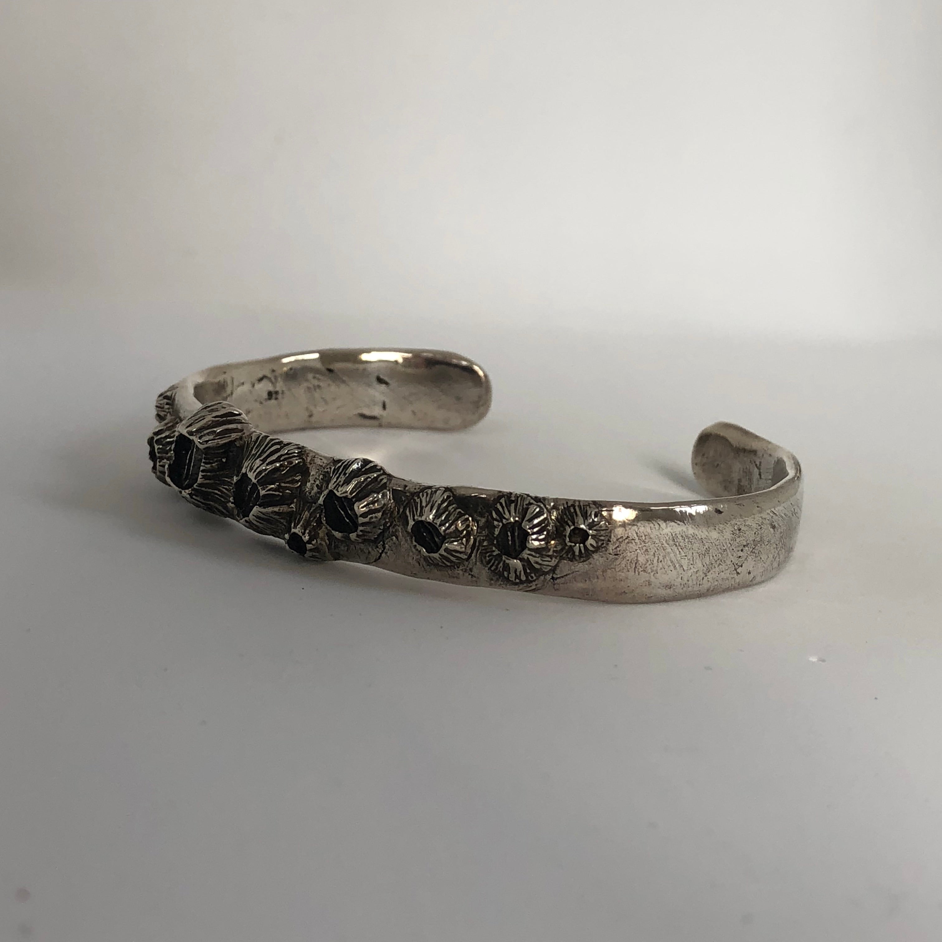 barnacle cuff bracelet size large
