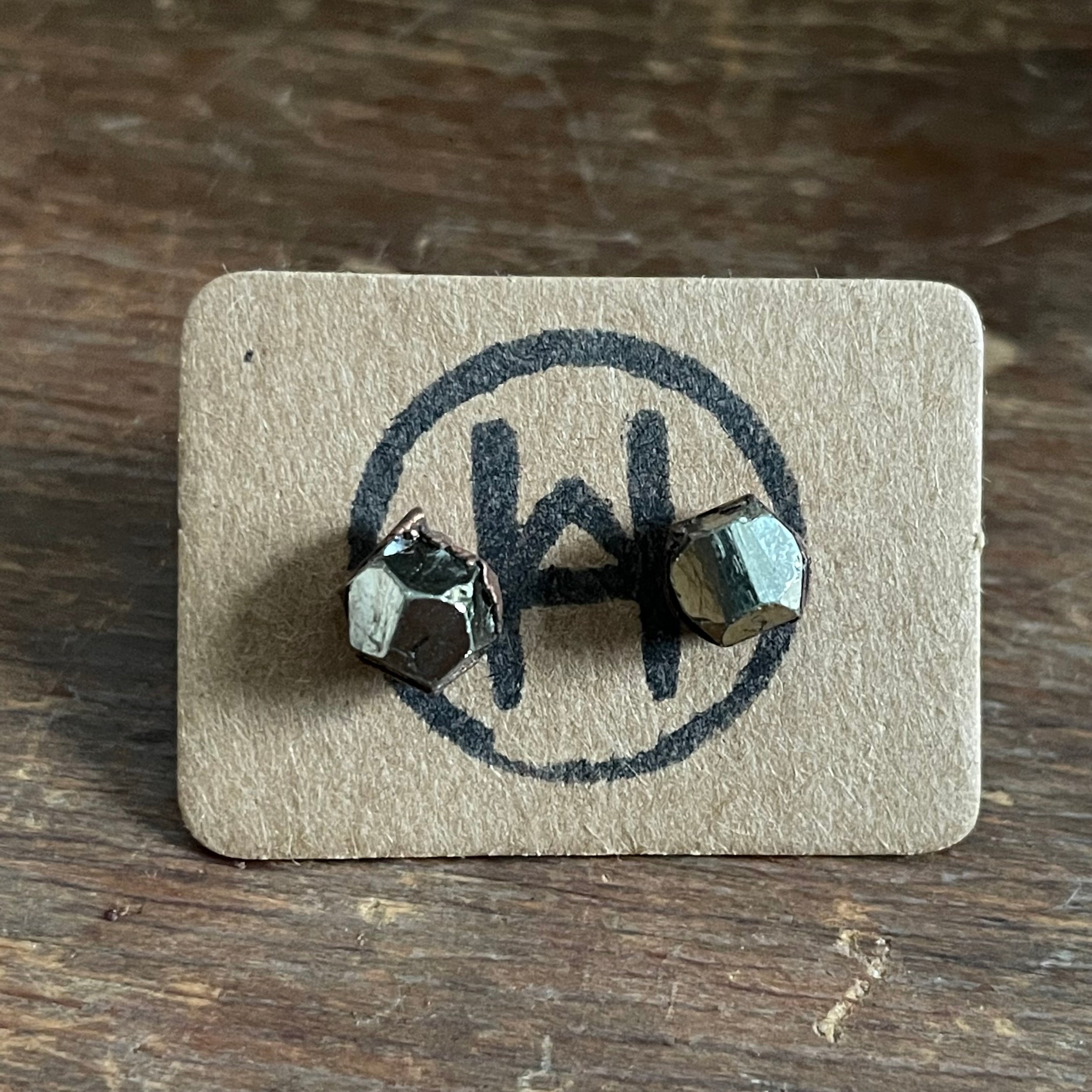 hawkhouse raw crystal stud earrings