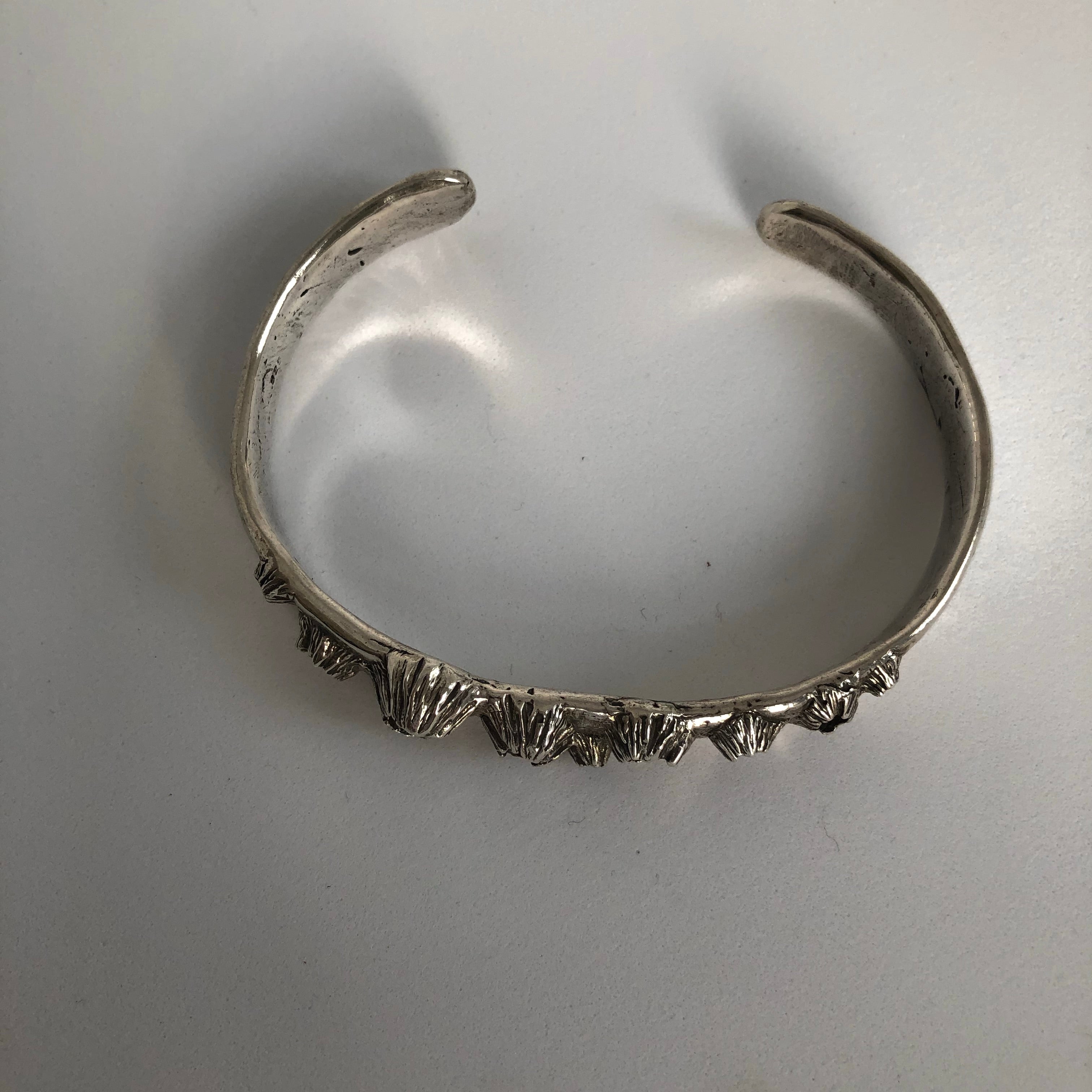 barnacle cuff bracelet size large