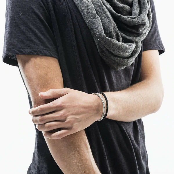 wear your music guitar string bracelet