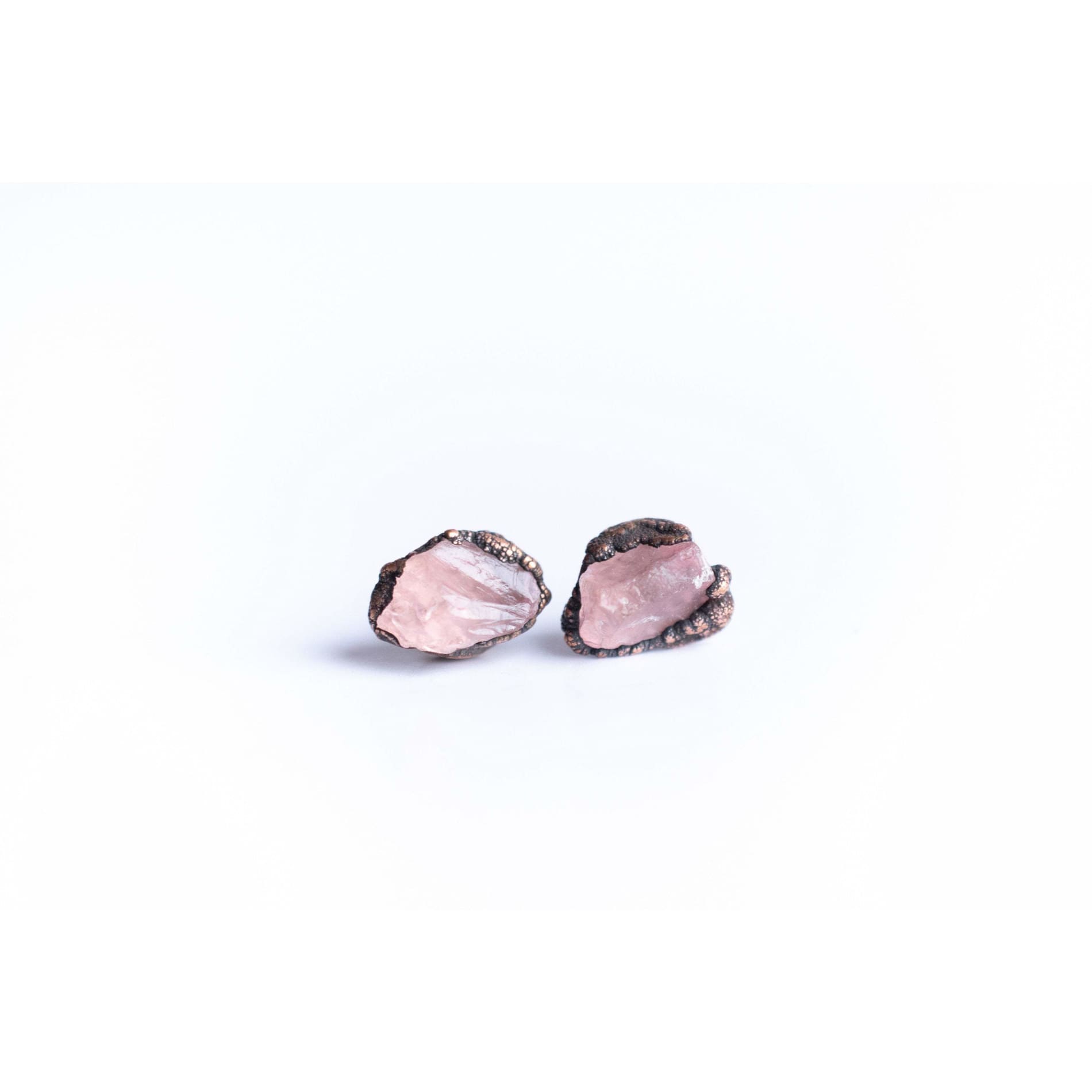 hawkhouse raw crystal stud earrings