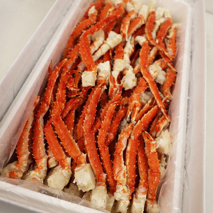 🔥 24-Hour Special Sale-Buy 1 Get 1 Free Only $99🔥Colossal Red King Crab Legs, Alaska, by the 20 lbs Pack)