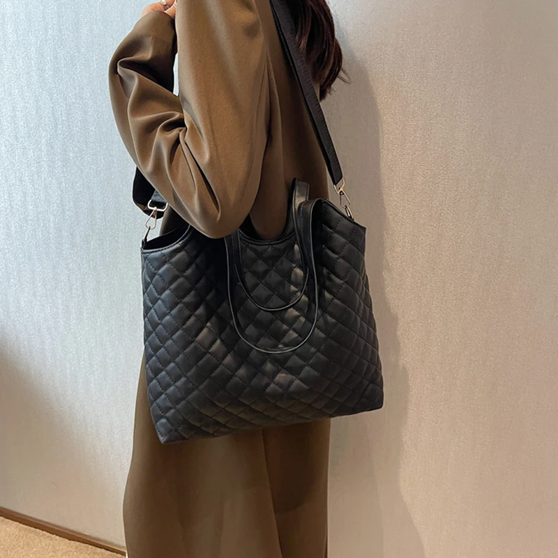 HB016 Women Tote Bag – (Black)