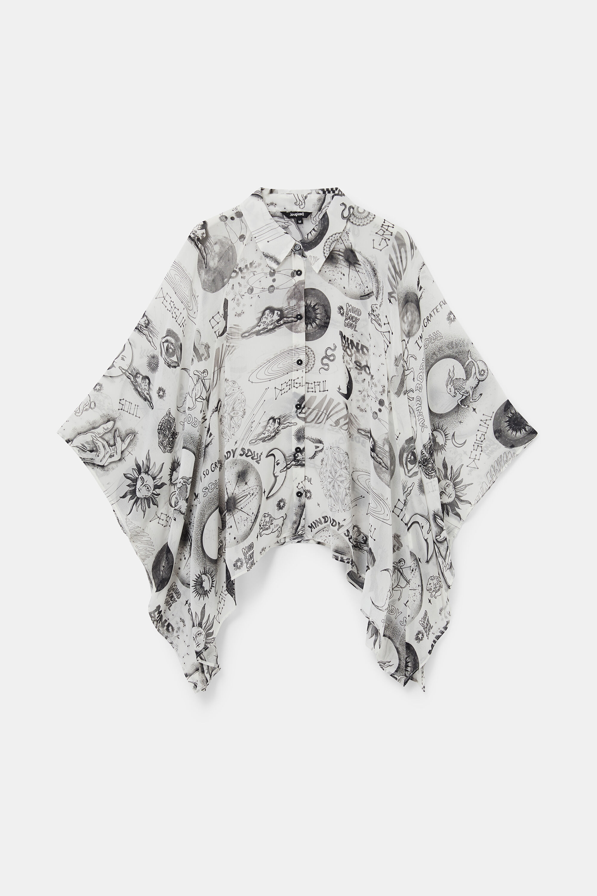 Camisa oversize corta asim&eacute;trica