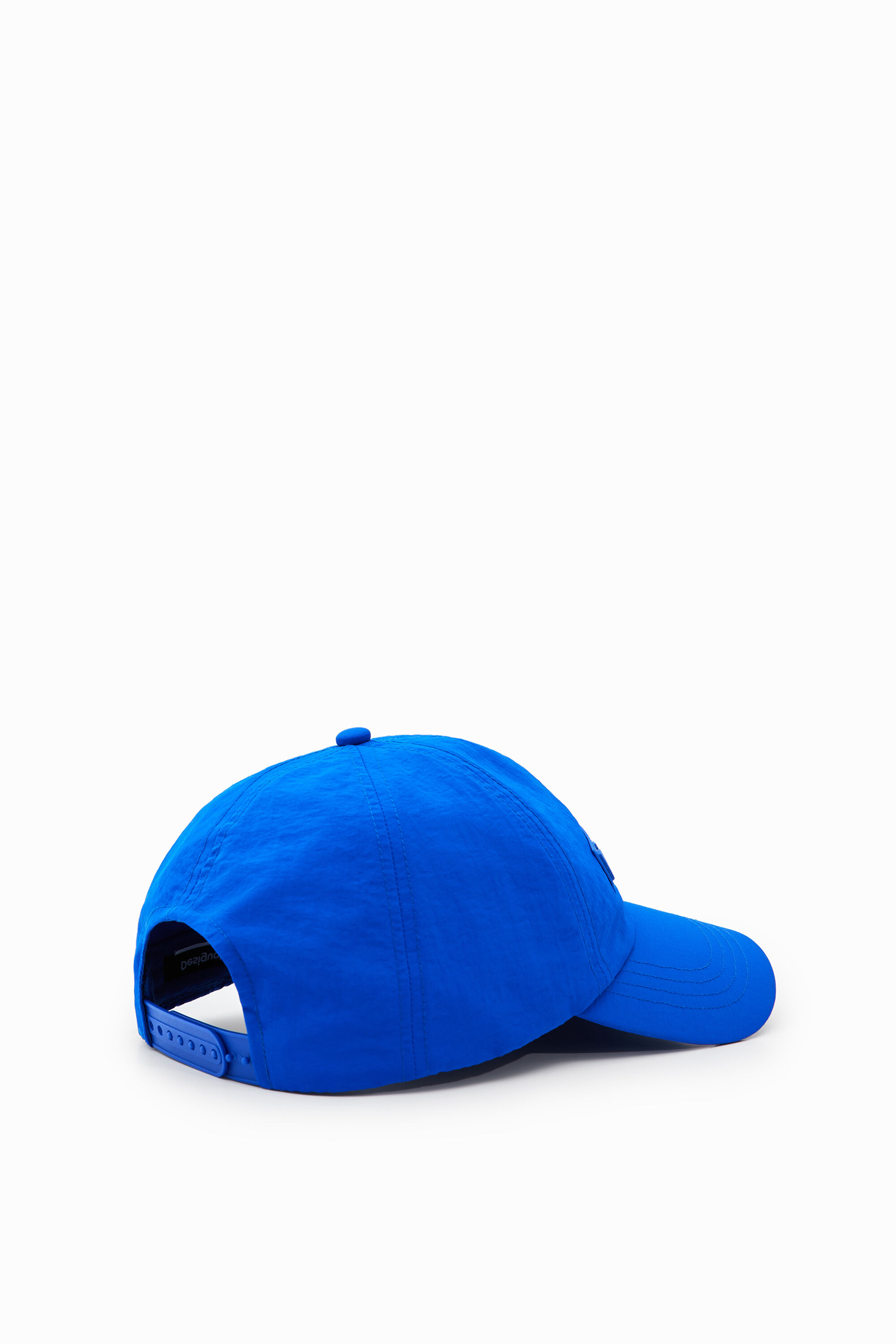 Gorra half logo