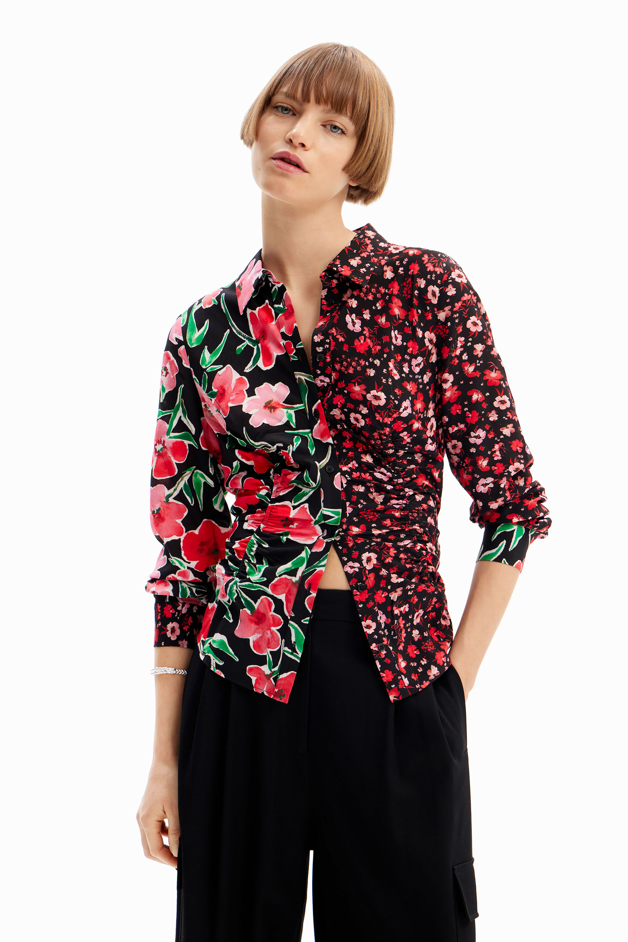 Camisa fruncida flores
