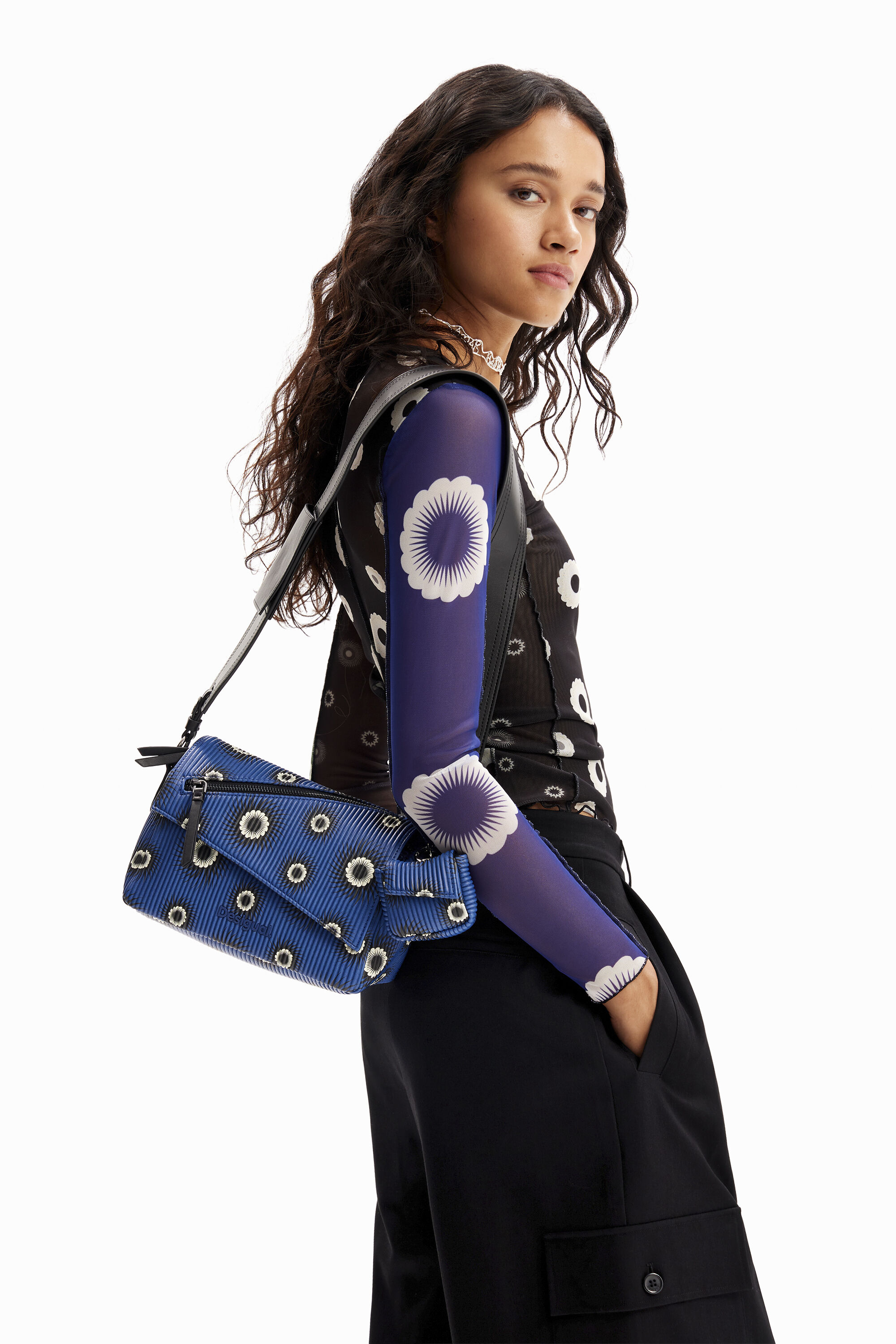 Bolso peque&ntilde;o geom&eacute;trico