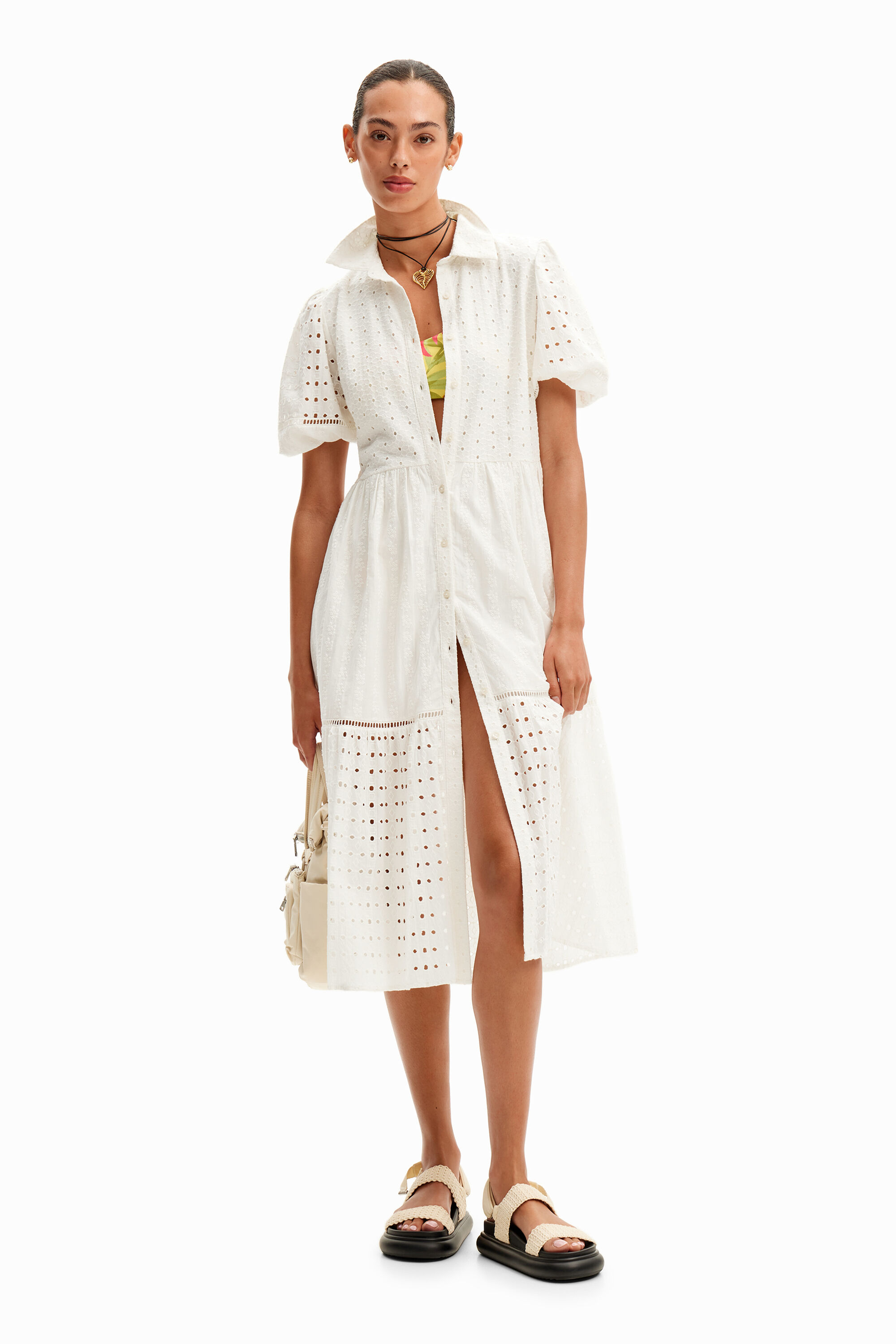 Vestido midi camisero bordados