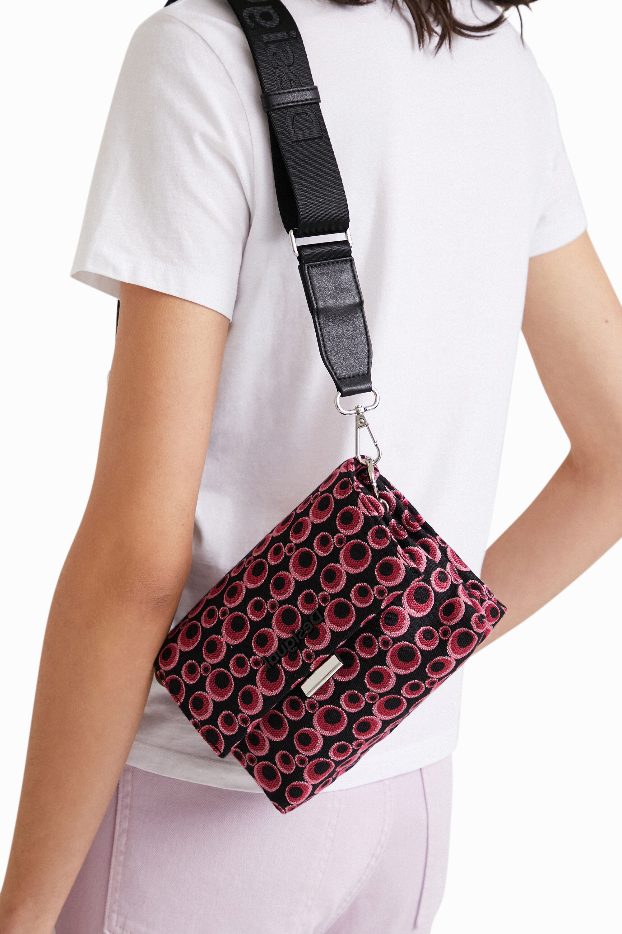 Bolso bandolera jacquard c&iacute;rculos
