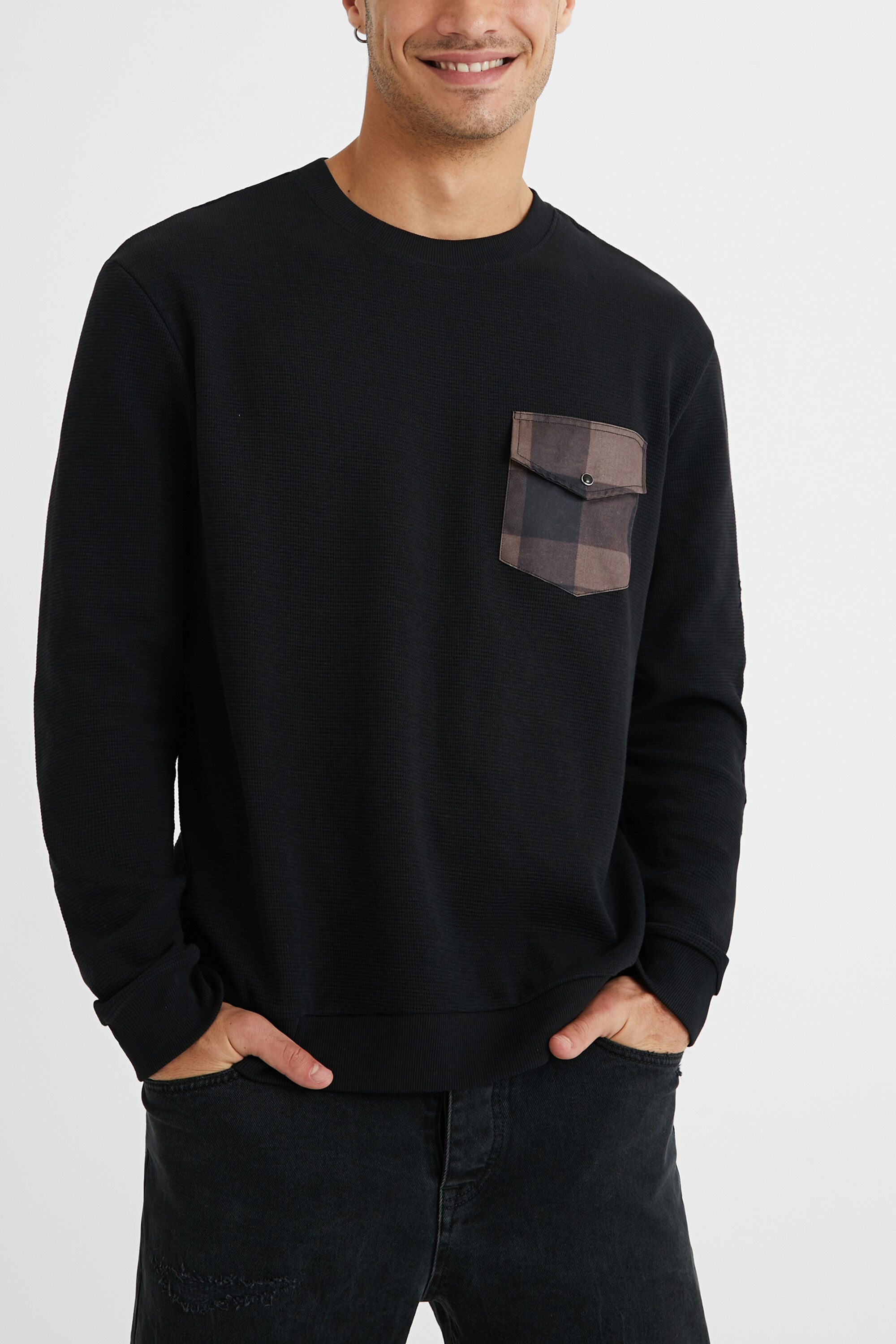 Camiseta manga larga bolsillo