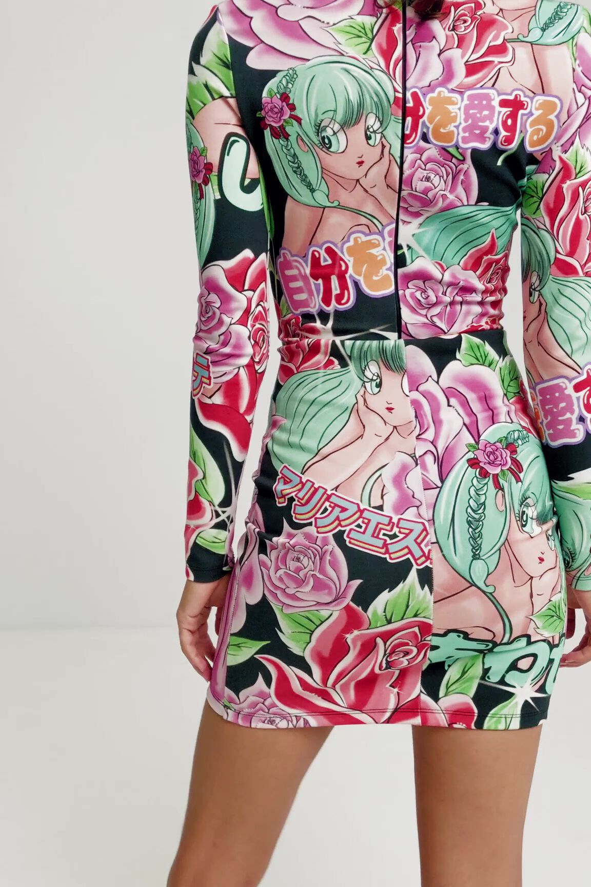 Vestido corto el&aacute;stico flores