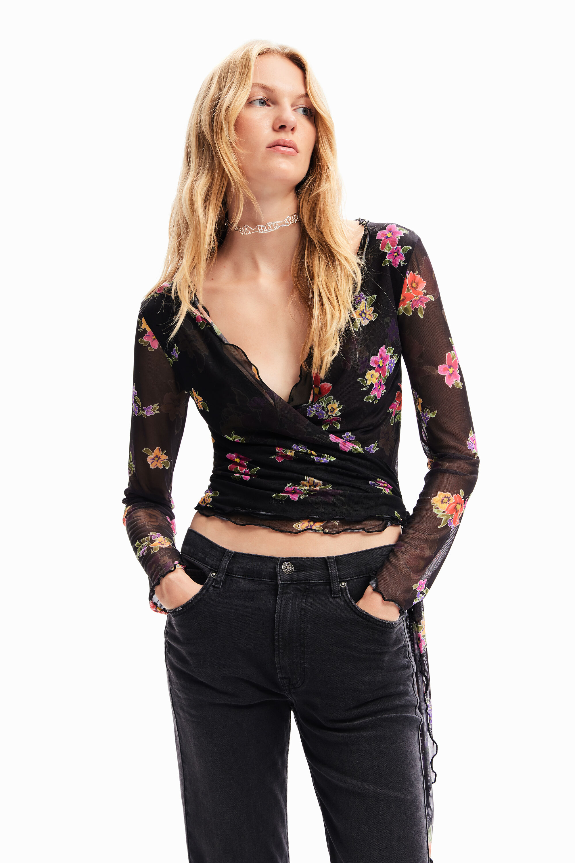 Blusa cruzada tul floral