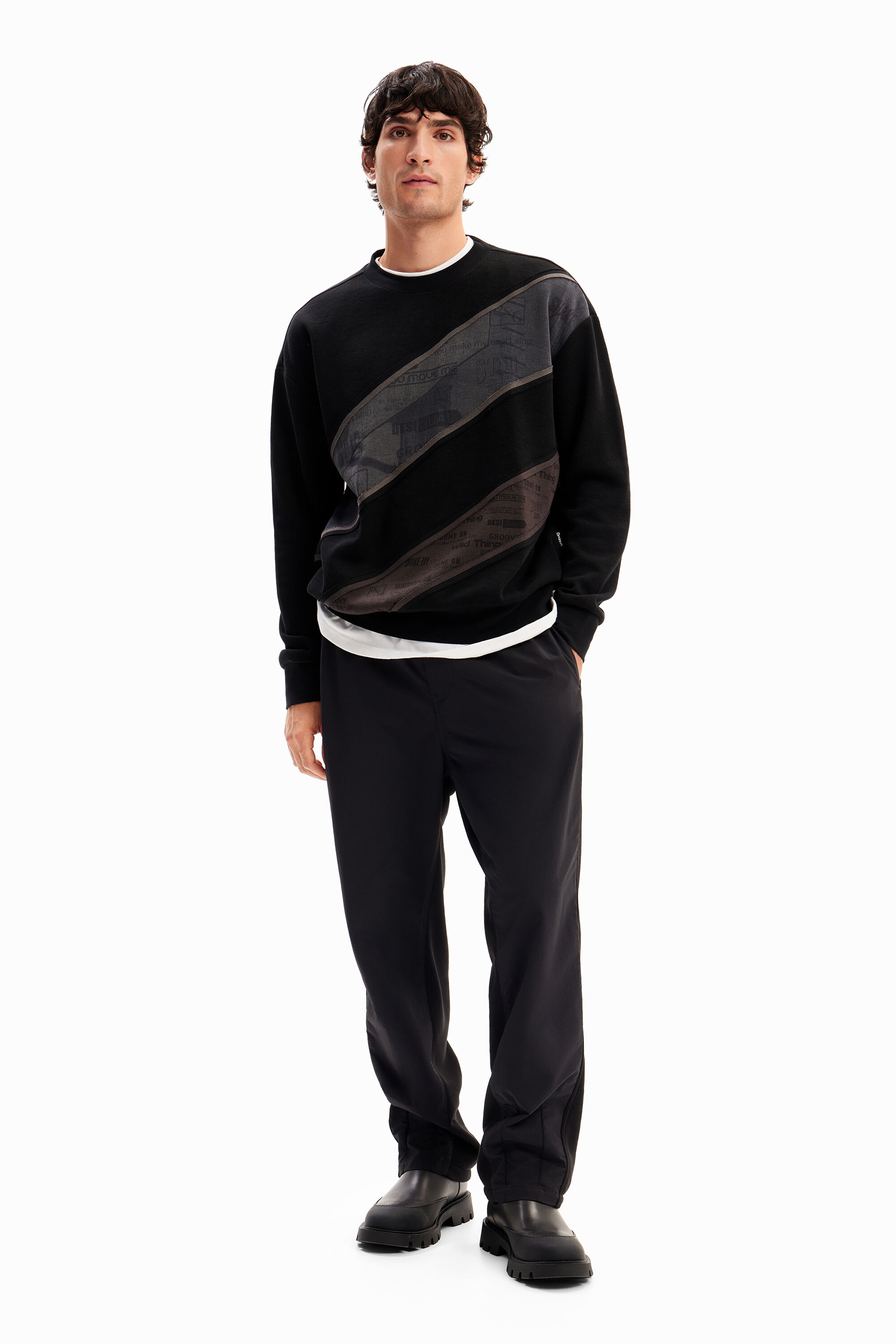 Sudadera patchwork mensajes