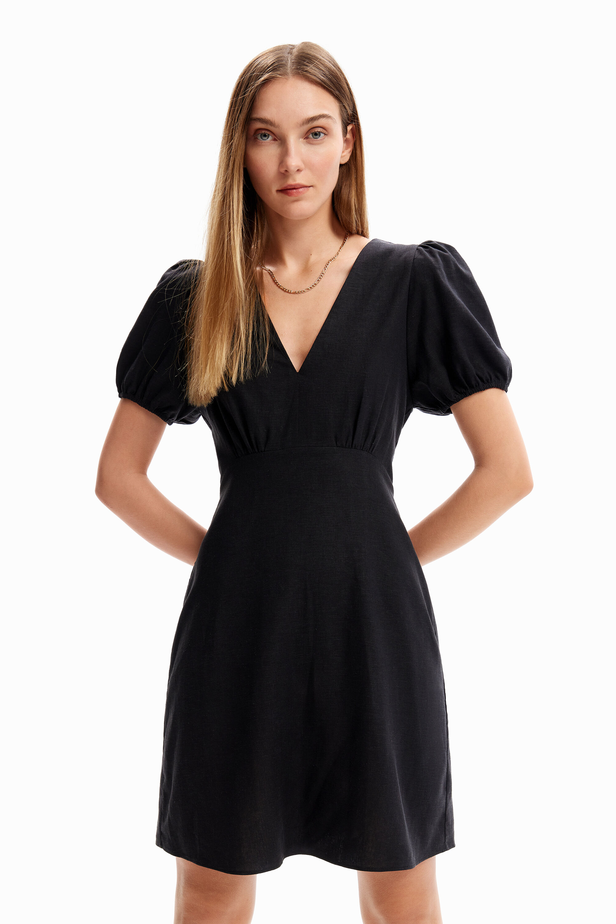 Vestido corto manga abullonada