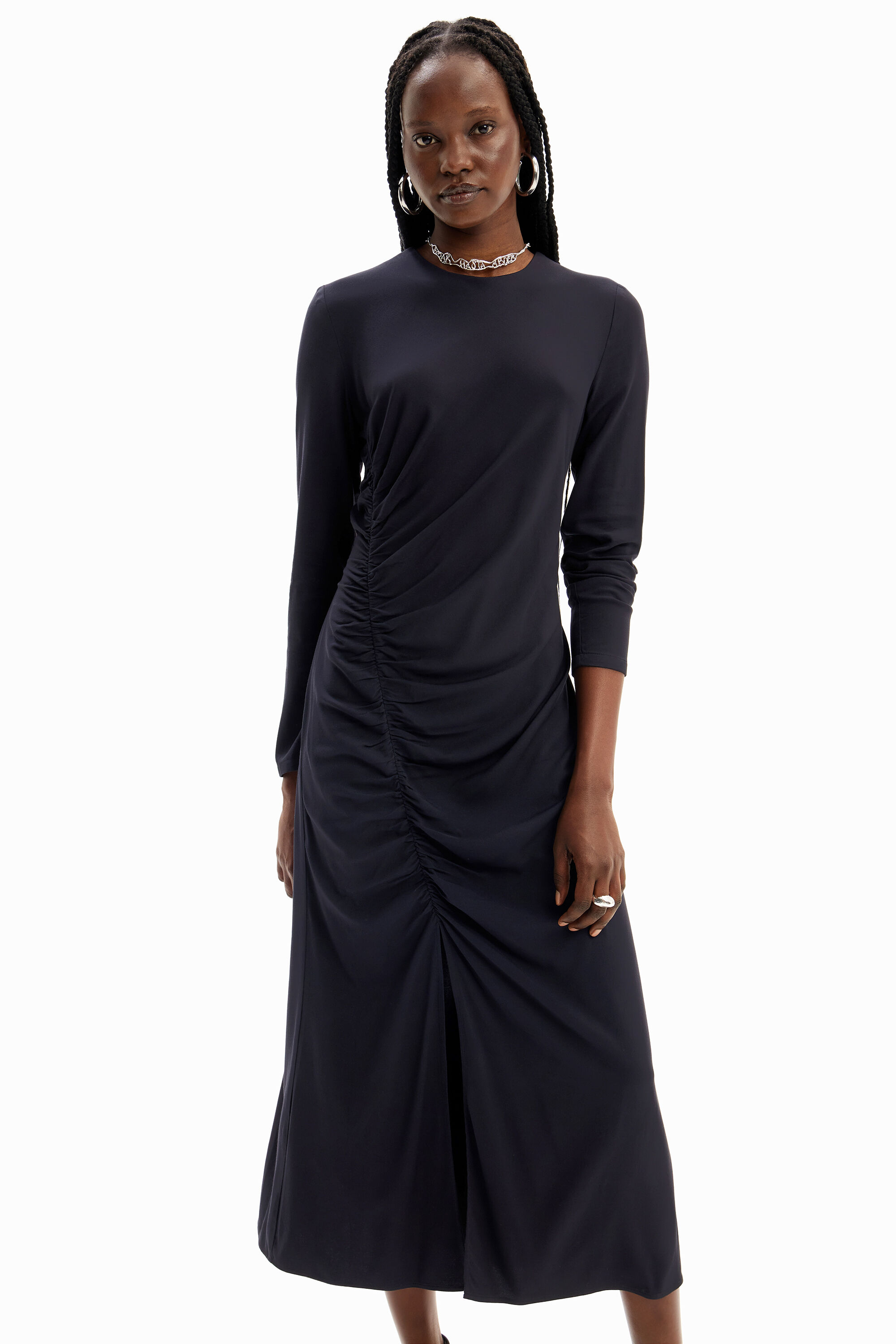 Vestido midi fruncido