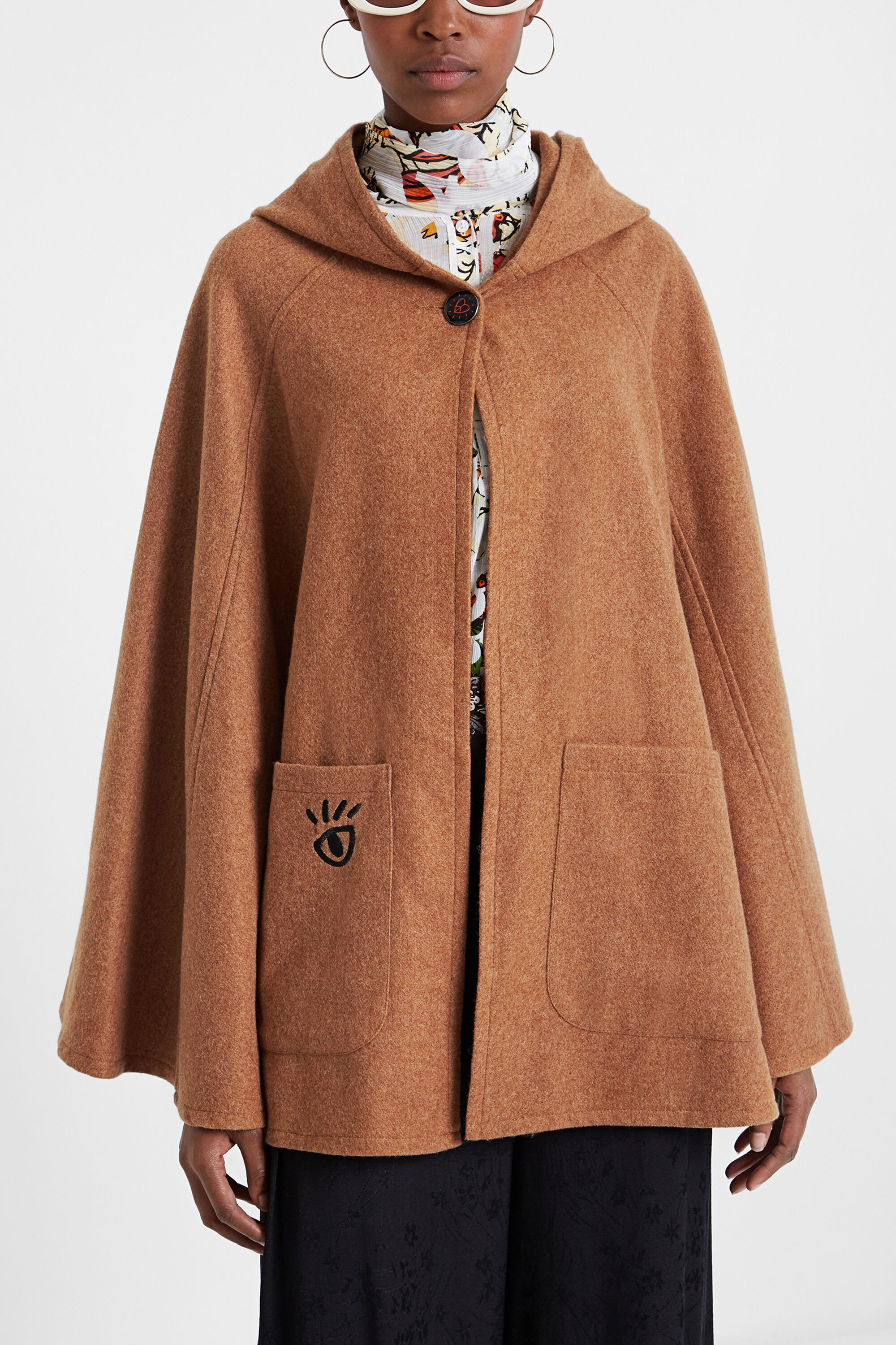 Poncho flor capucha