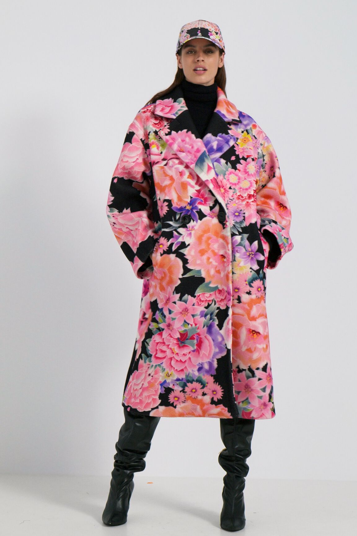 Abrigo oversize flores
