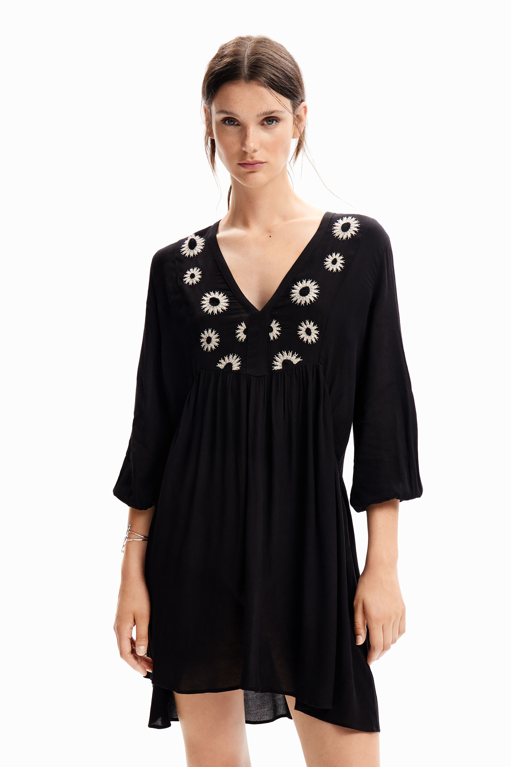 Vestido corto t&uacute;nica