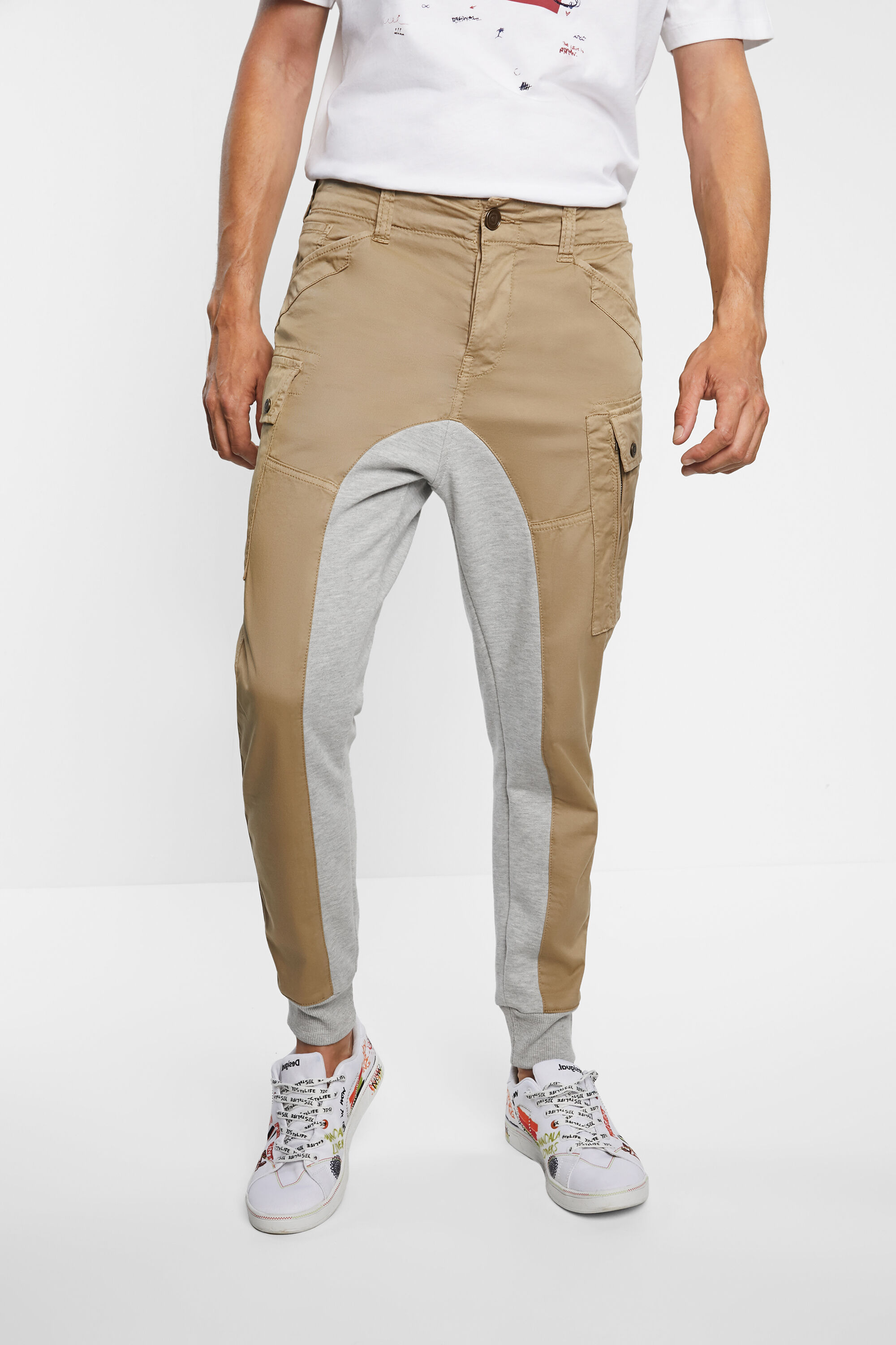 Pantal&oacute;n cargo h&iacute;brido