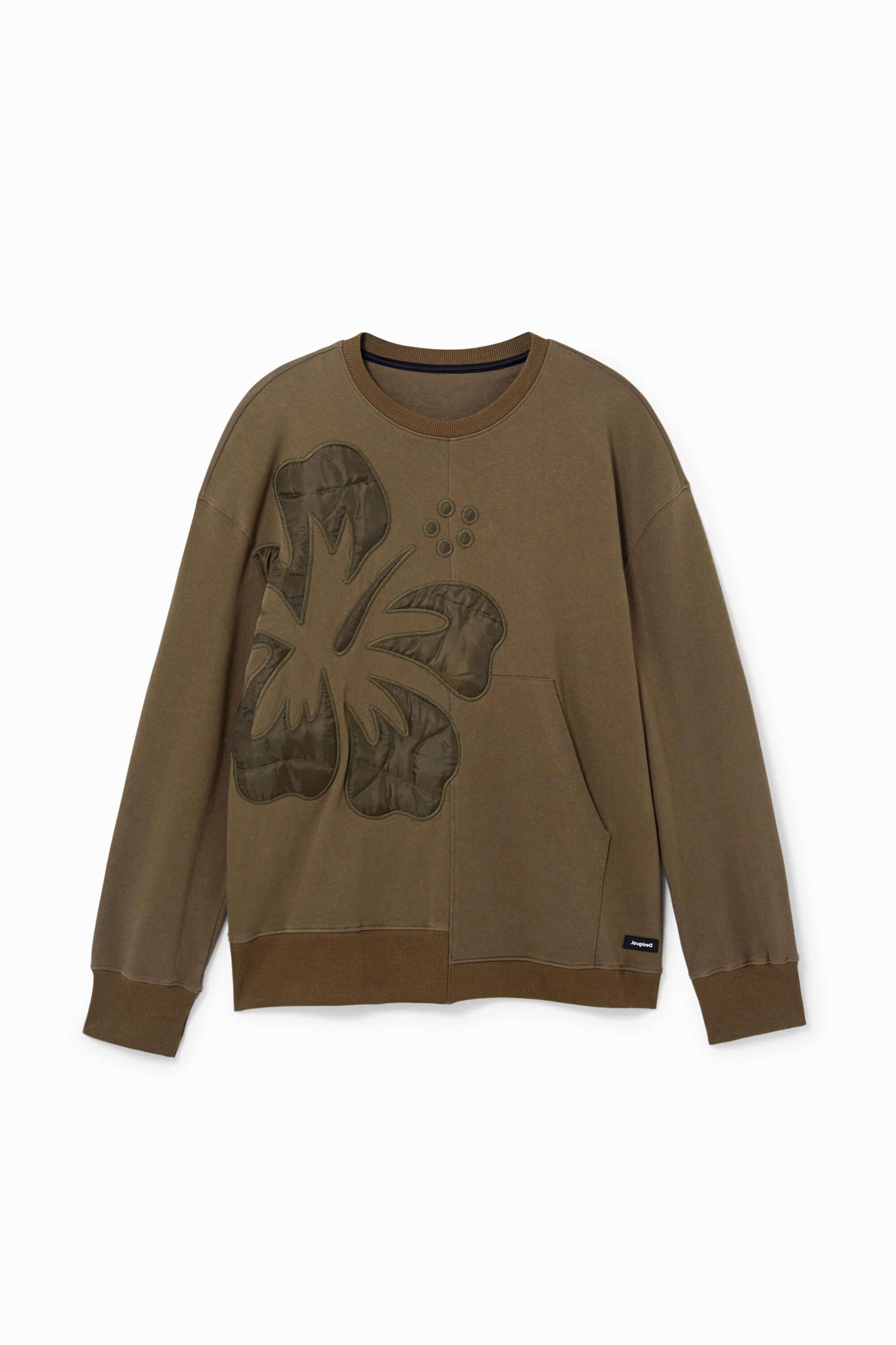 Sudadera oversize bajo asim&eacute;trico
