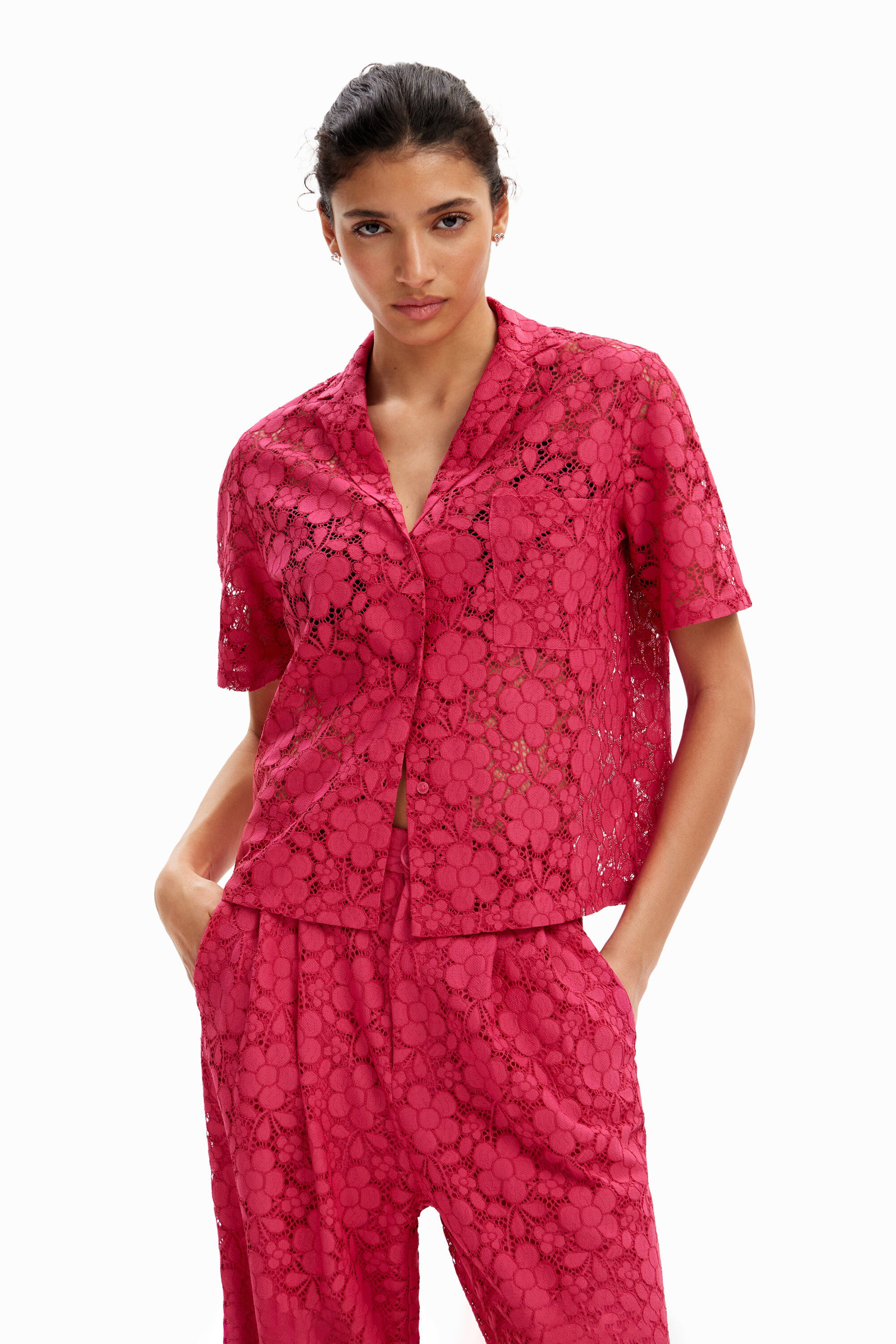 Camisa corta resort encaje