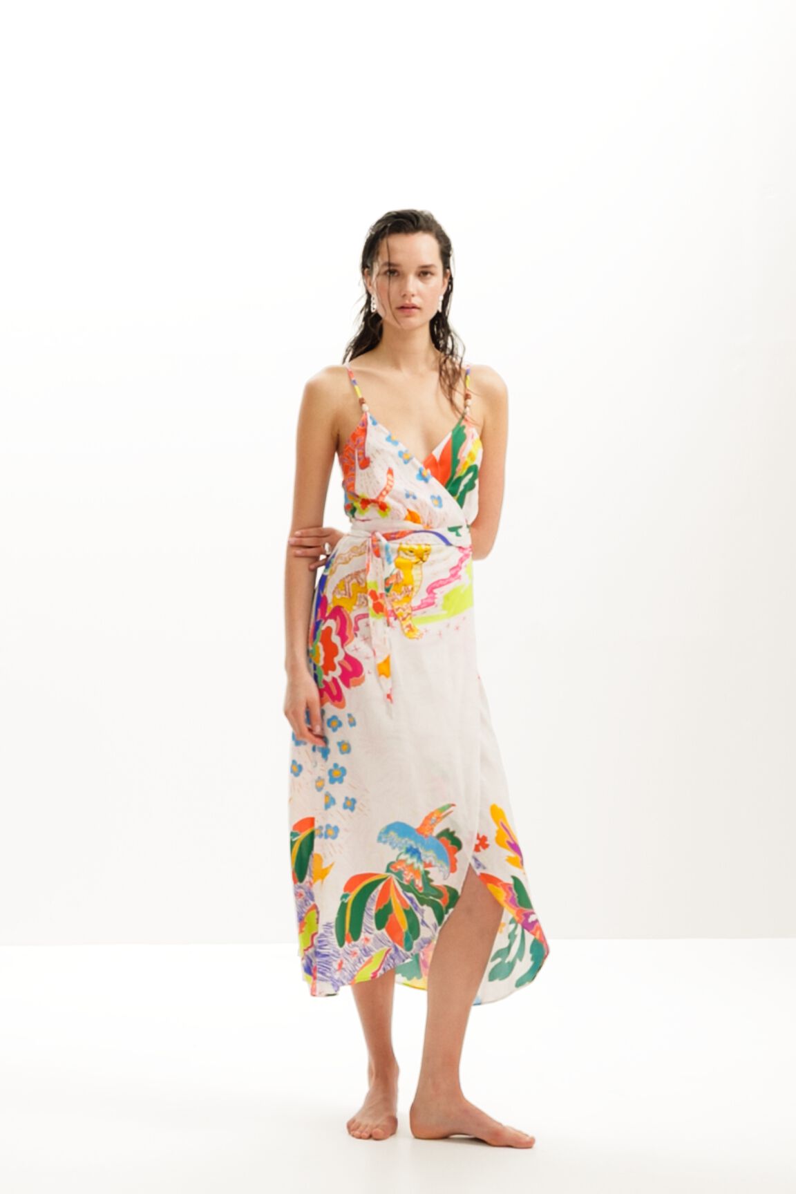 Vestido midi cruzado dibujos jungla