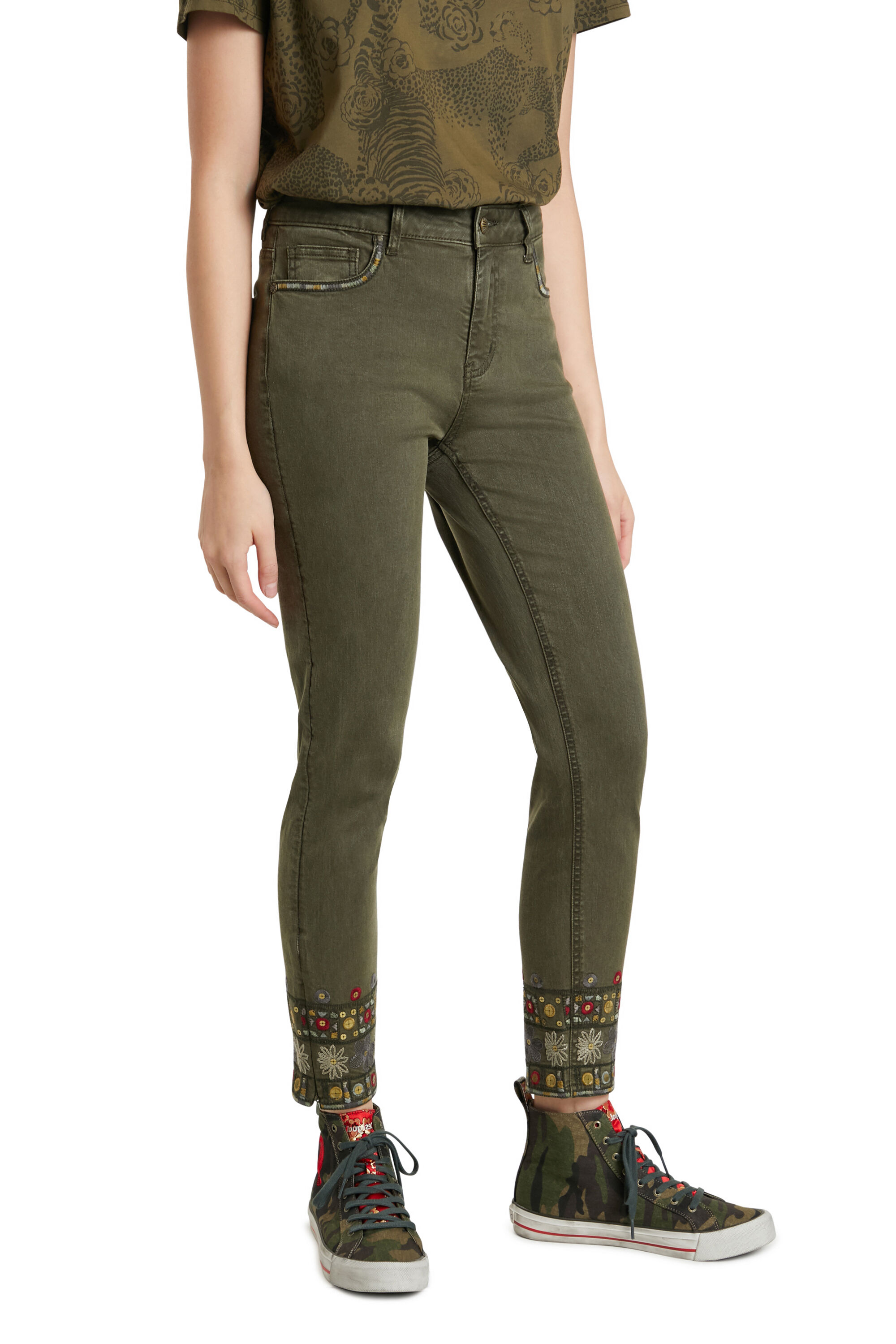 Pantal&oacute;n skinny tobillero