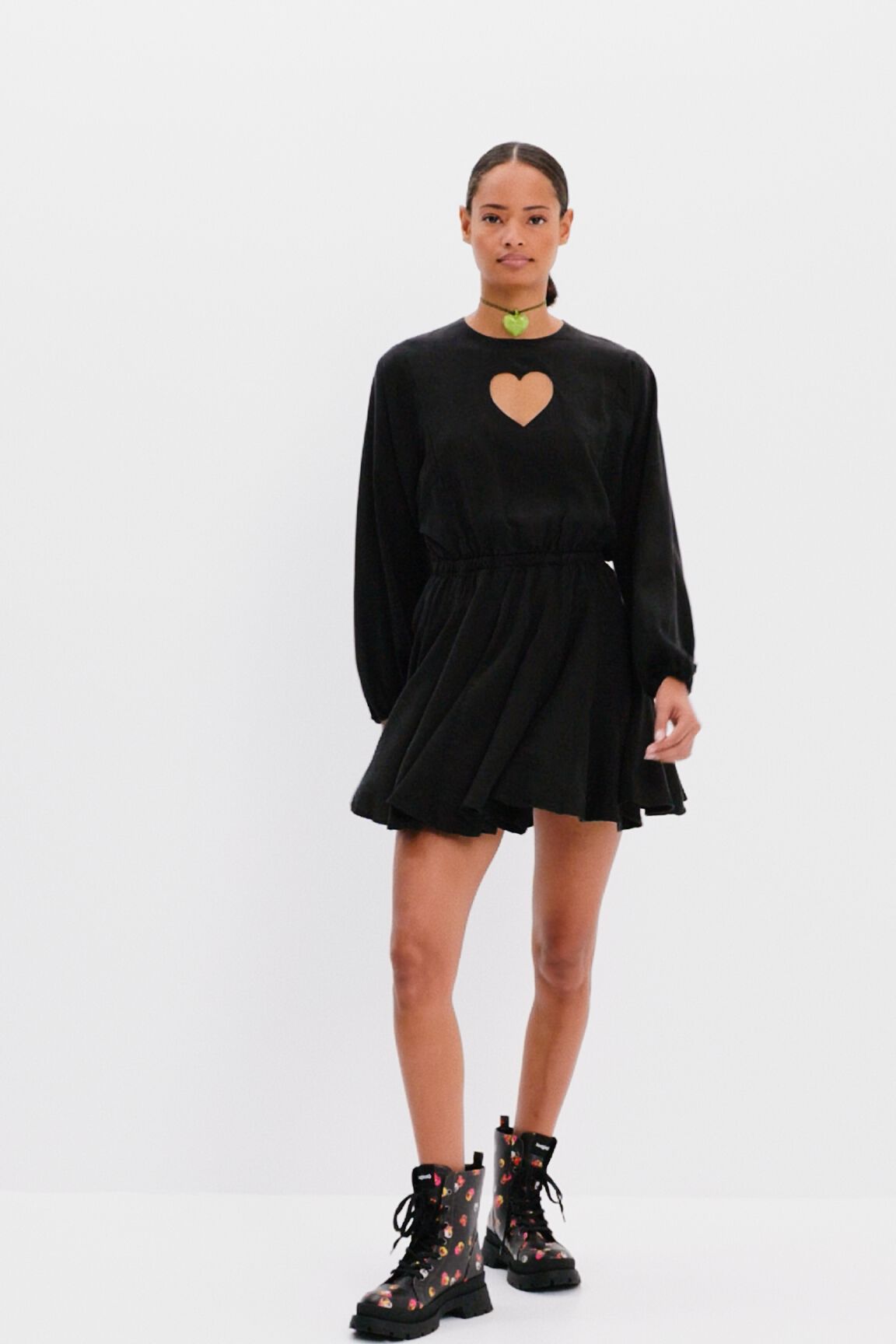 Vestido corto coraz&oacute;n