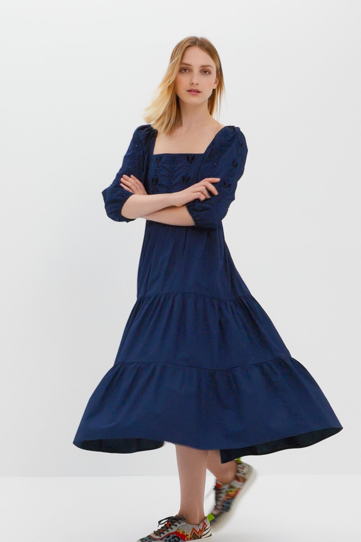 Vestido midi bordados